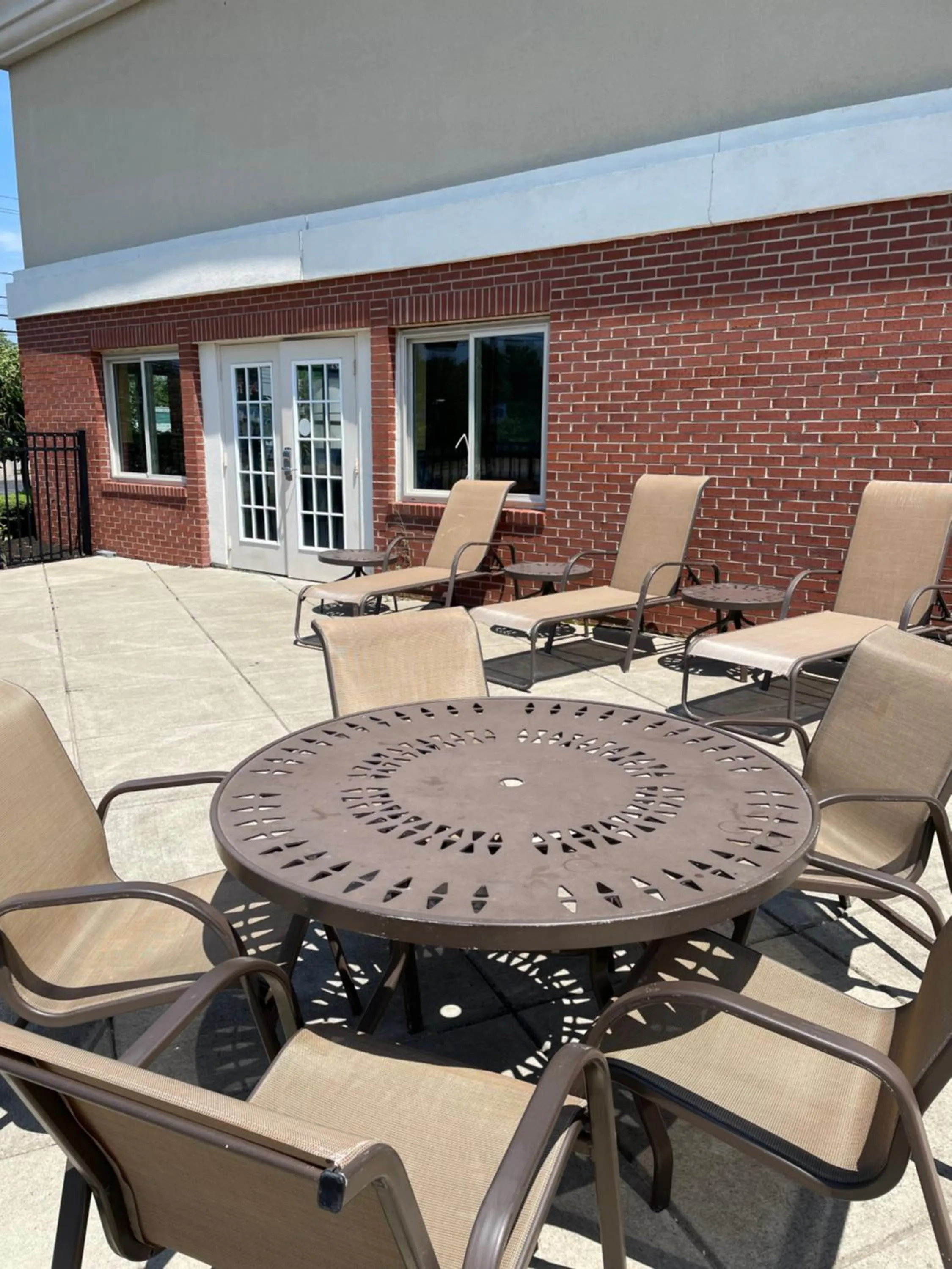 Property building in Holiday Inn Express & Suites Niagara Falls by IHG