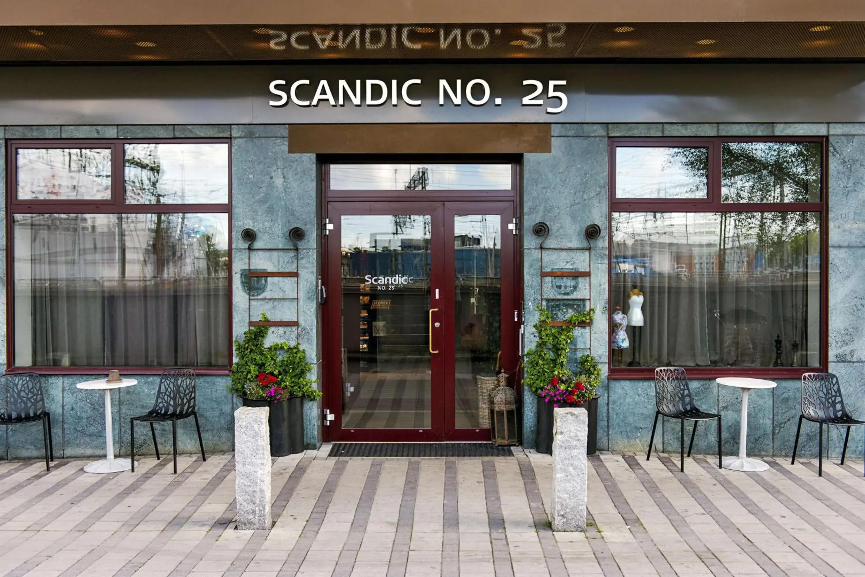 Property building in Scandic No. 25 Property building in Scandic No. 25