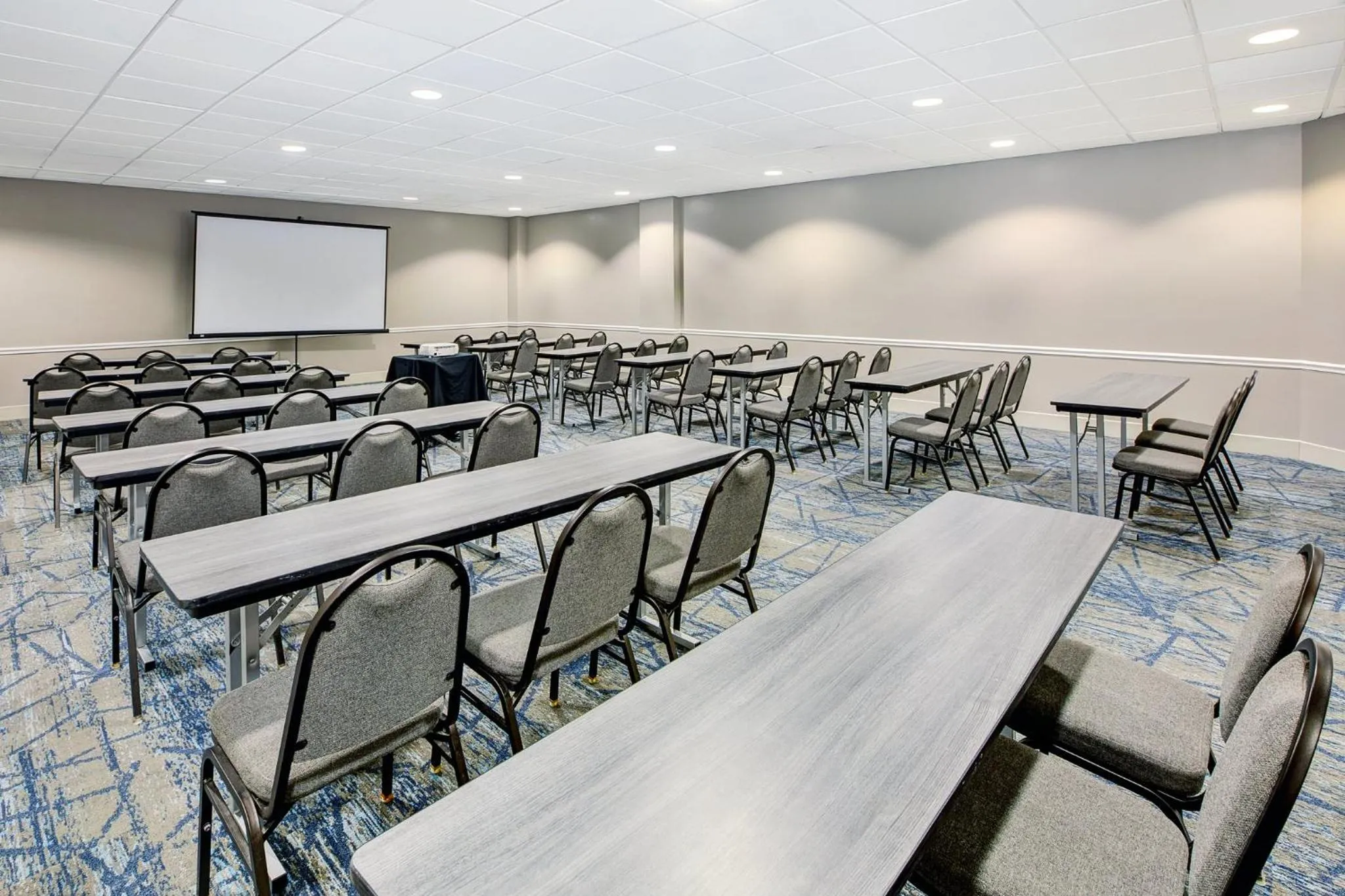 Meeting/conference room in Holiday Inn Express Nashville-Downtown - Broadway by IHG