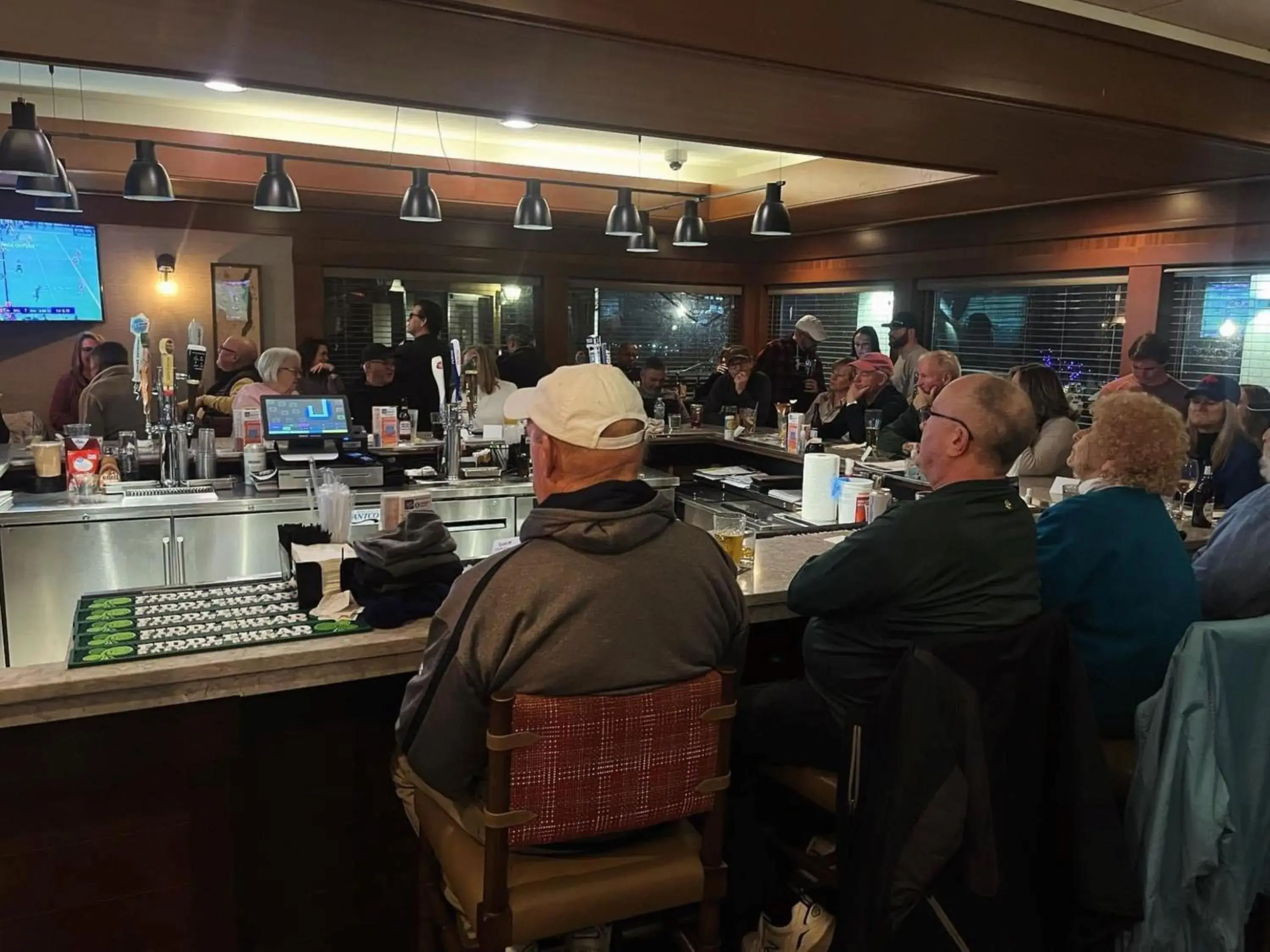 Lounge or bar in Holiday Inn Resort Lake George by IHG Lounge or bar in Holiday Inn Resort Lake George by IHG