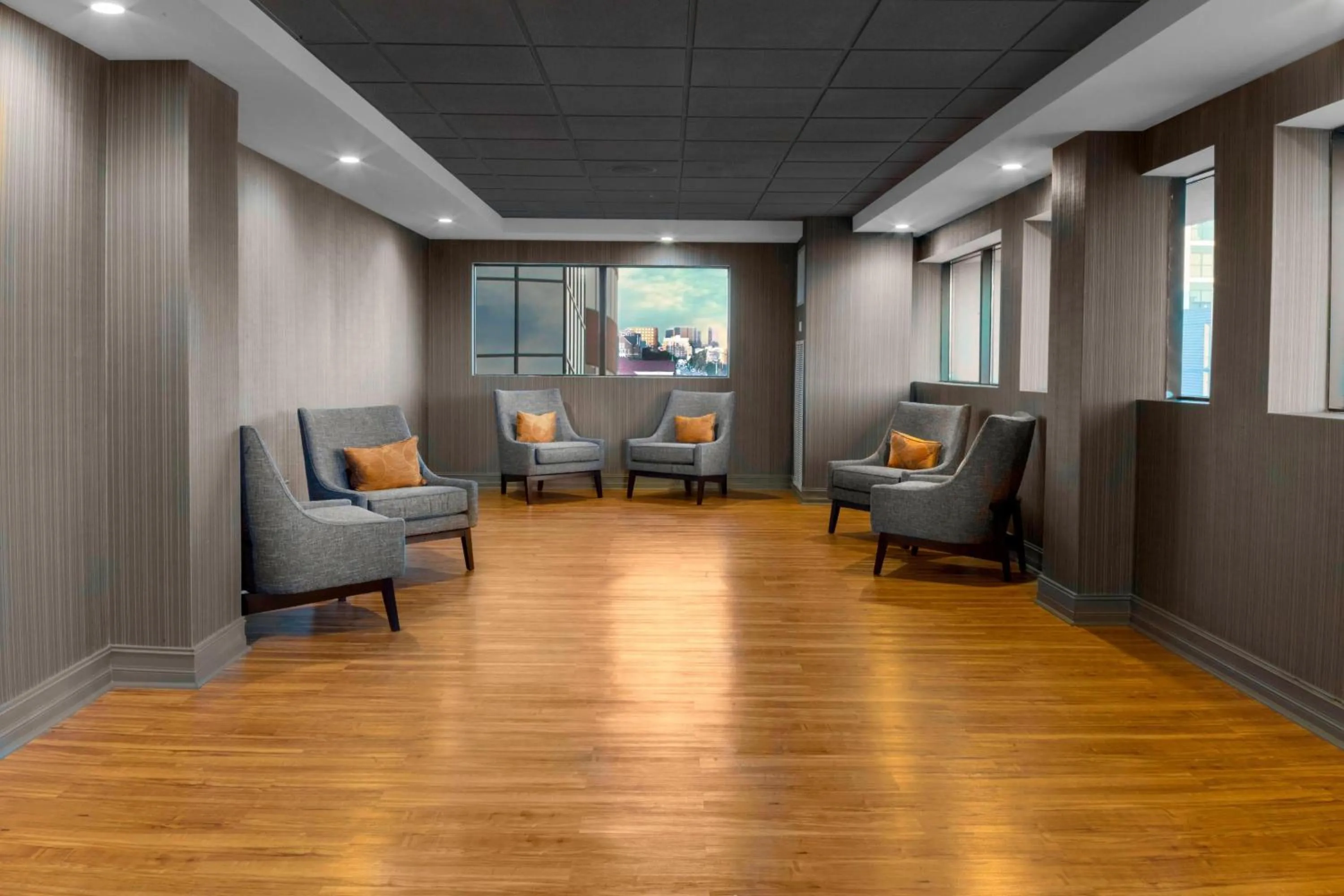 Lounge or bar in Aloft Nashville West End