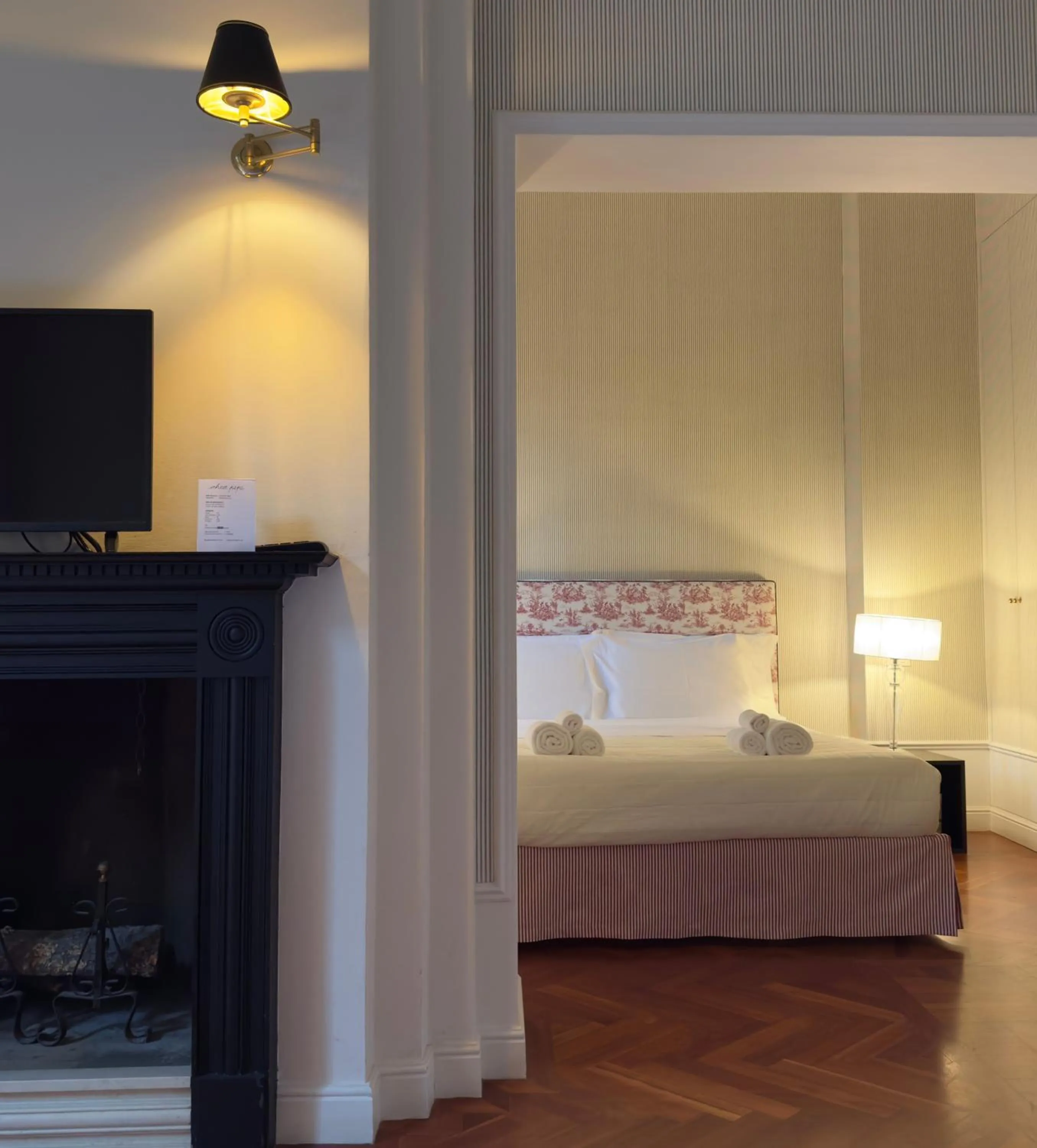 Living room, Bed in Chez papa