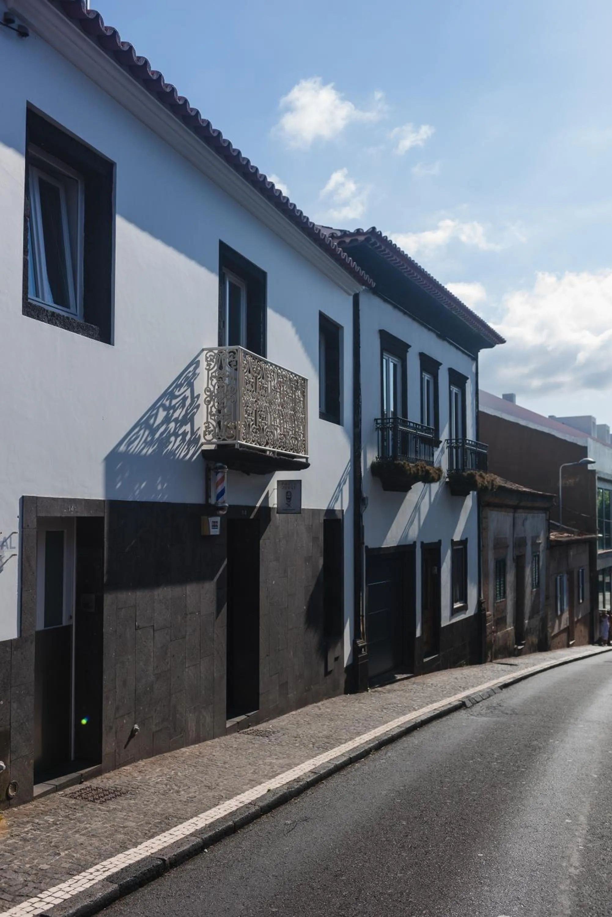 Property building in Flor do Mar House