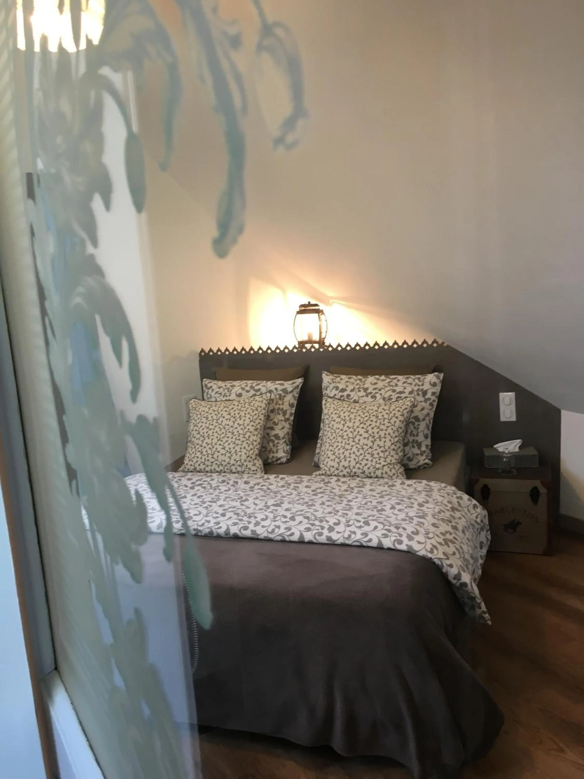 Decorative detail, Bed in Paardenhof Guesthouse