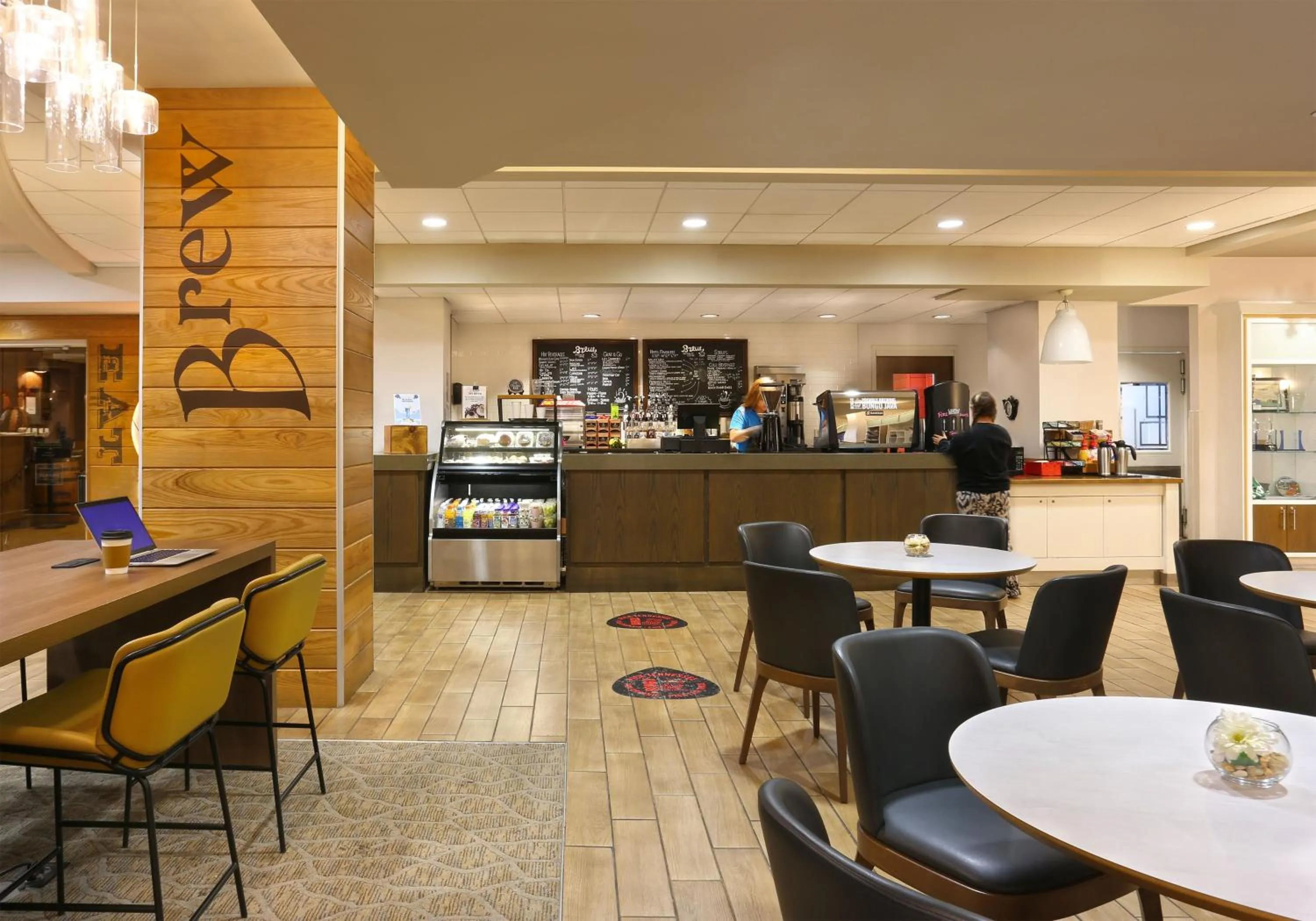 Coffee/tea facilities in Holiday Inn Nashville - Vanderbilt - Dwtn by IHG