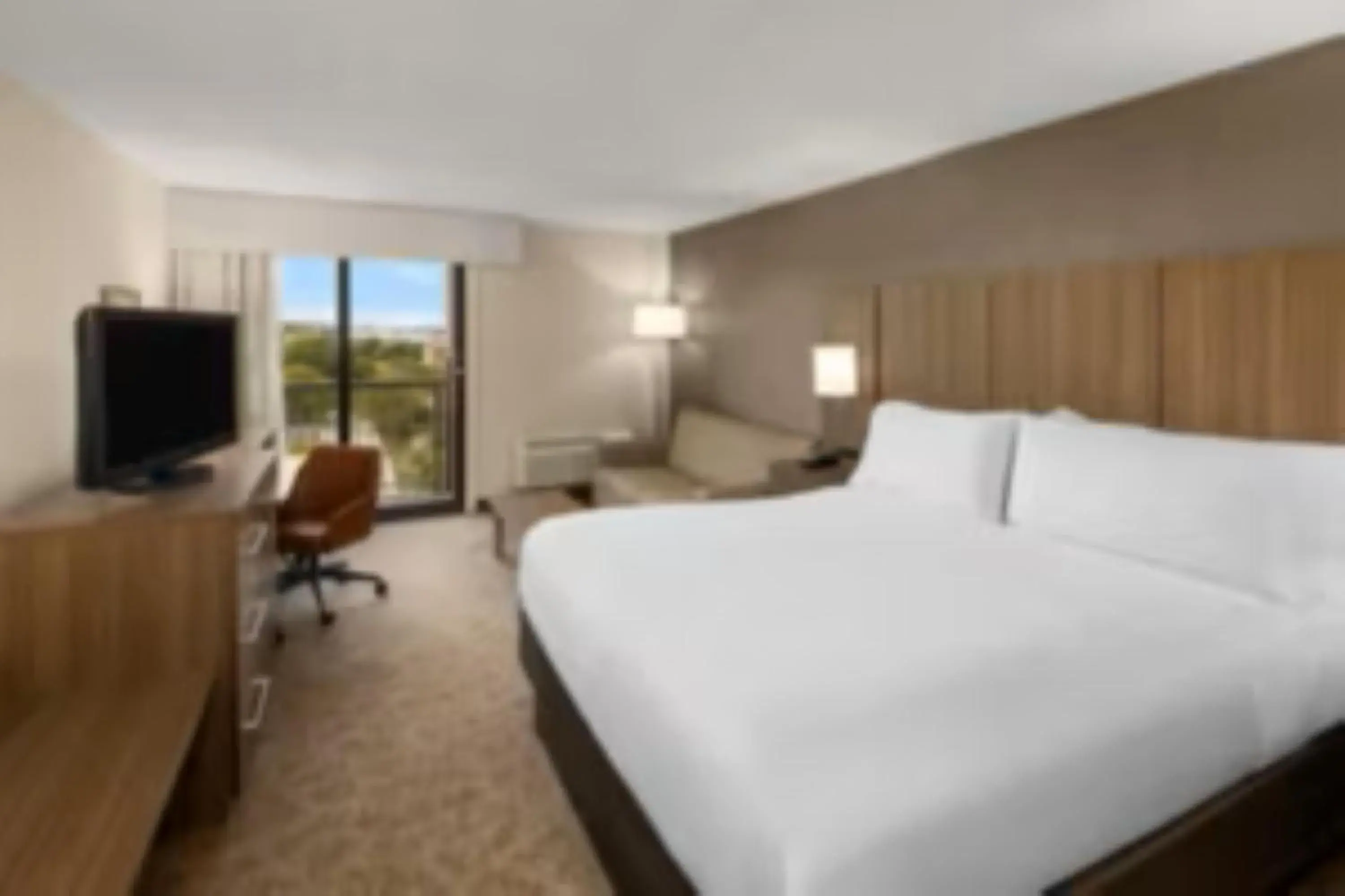 Bedroom, Bed in Holiday Inn Nashville - Vanderbilt - Dwtn by IHG Bedroom, Bed in Holiday Inn Nashville - Vanderbilt - Dwtn by IHG