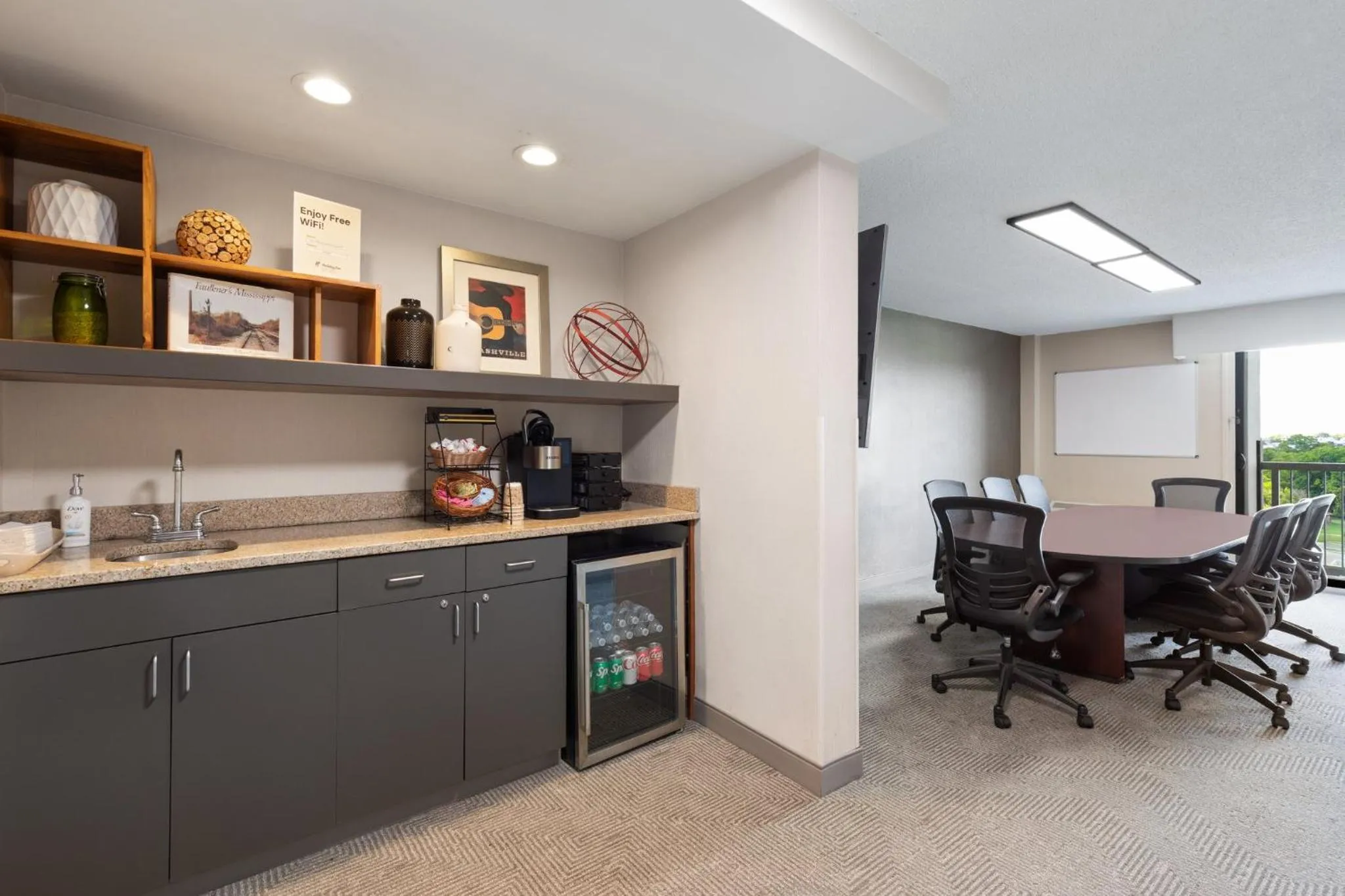 Meeting/conference room in Holiday Inn Nashville - Vanderbilt - Dwtn by IHG