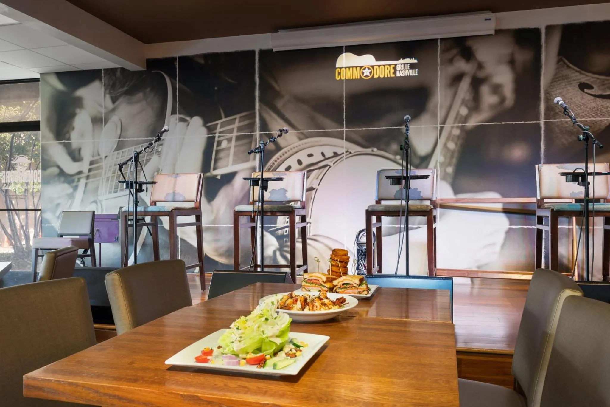 Restaurant/places to eat in Holiday Inn Nashville - Vanderbilt - Dwtn by IHG