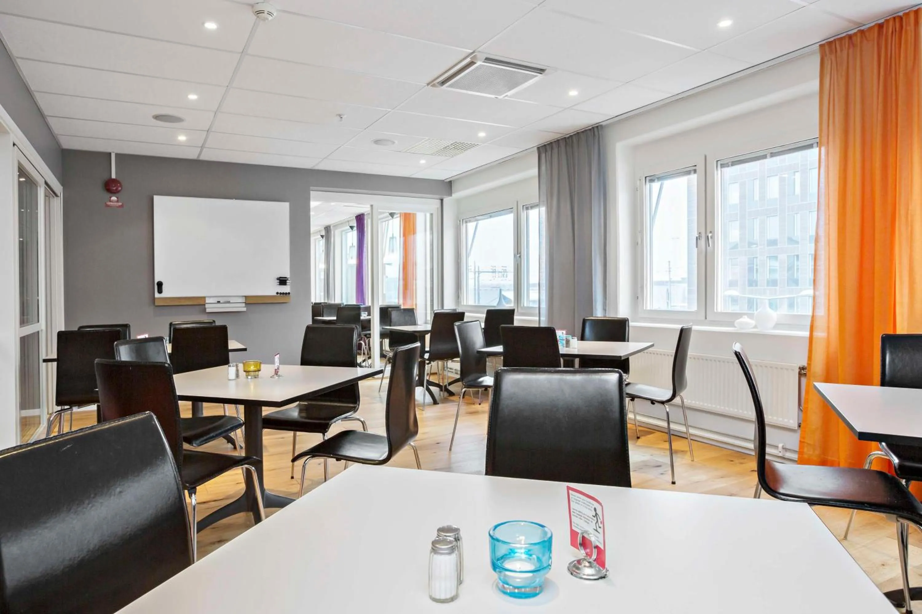 Meeting/conference room in Sure Hotel by Best Western Stockholm Alvsjo