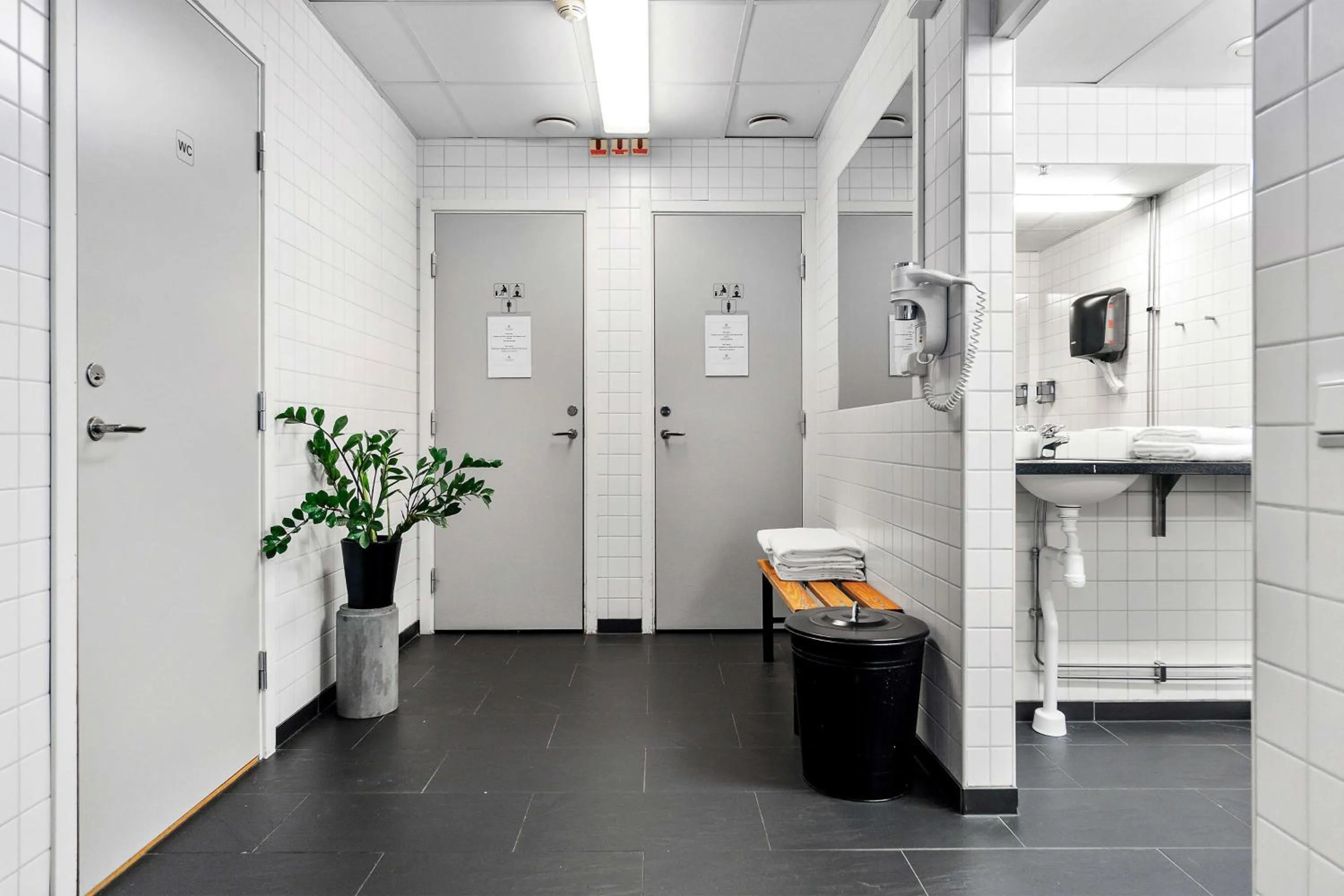 Bathroom in Sure Hotel by Best Western Stockholm Alvsjo