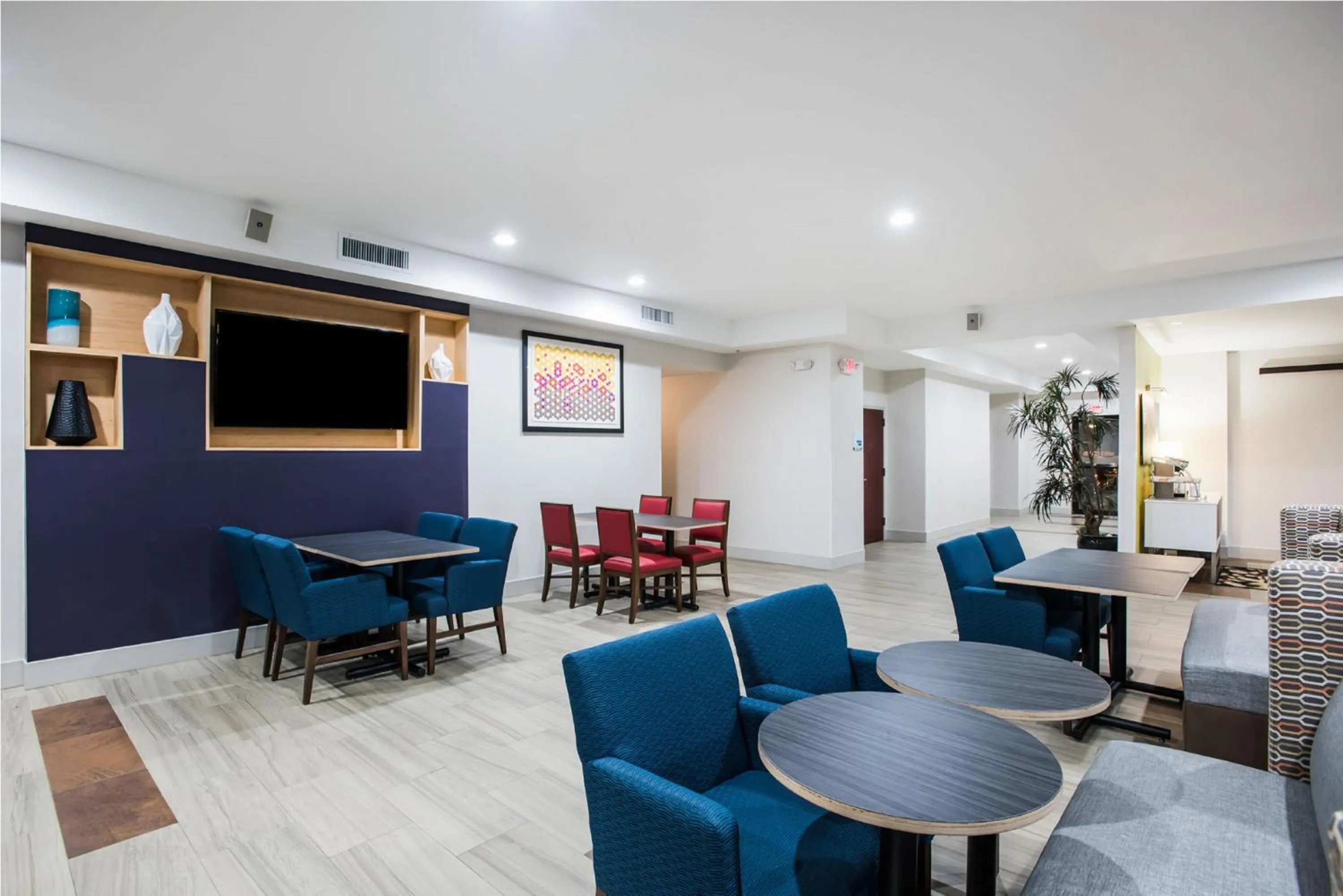 Breakfast, Restaurant/Places to Eat in Holiday Inn Express Albany Downtown