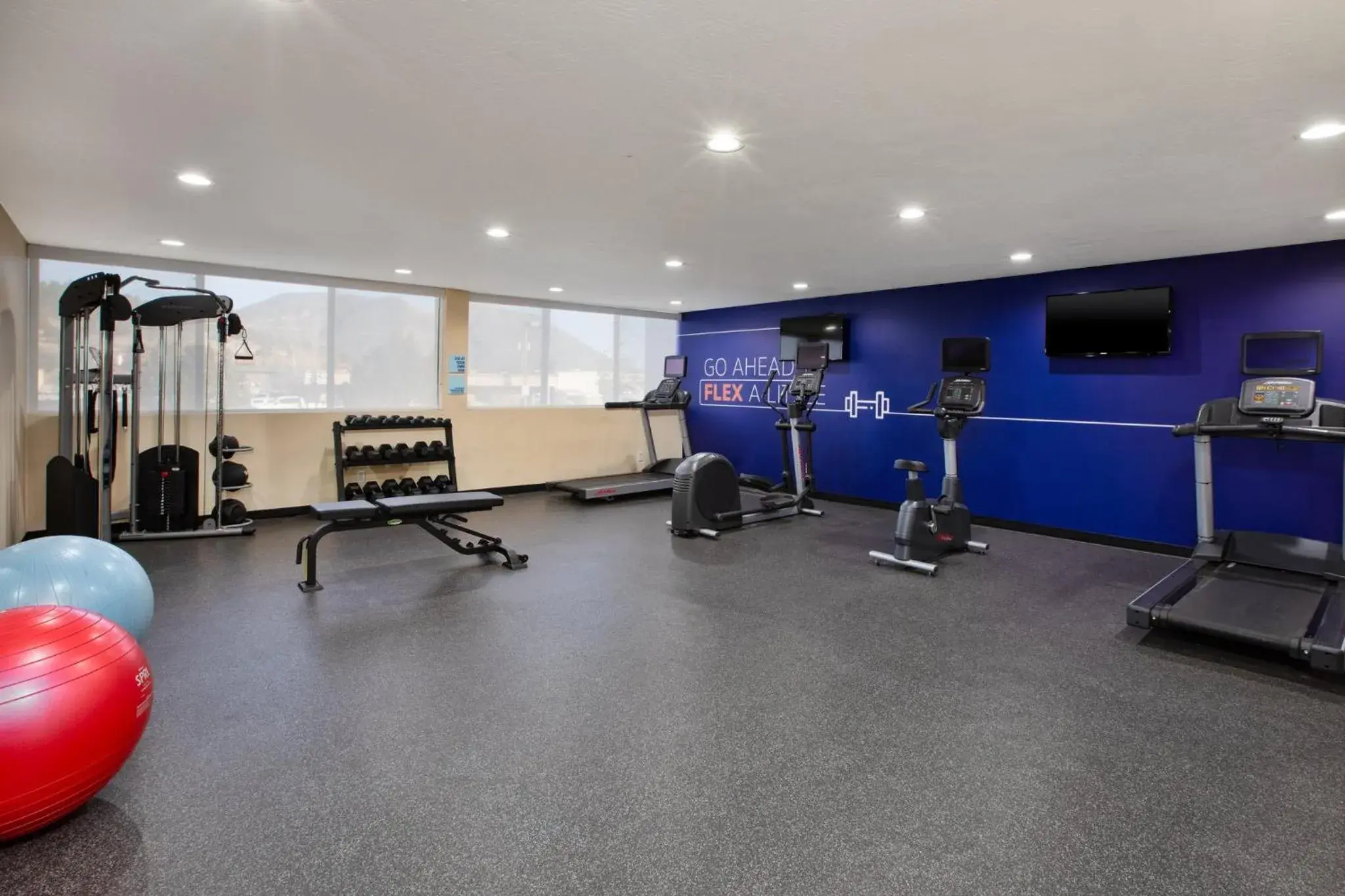 Fitness centre/facilities in Holiday Inn Express Flagstaff by IHG Fitness centre/facilities in Holiday Inn Express Flagstaff by IHG