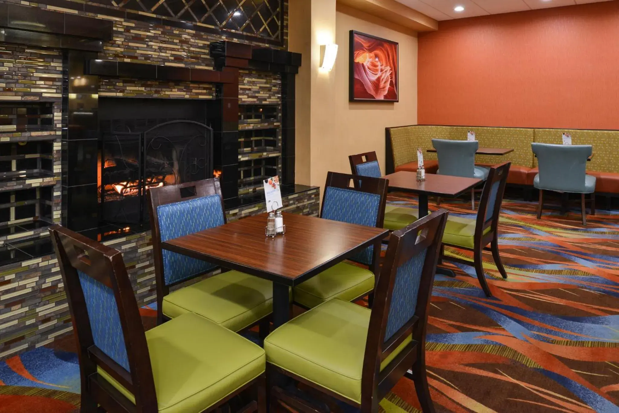 Breakfast in Holiday Inn Express Flagstaff by IHG Breakfast in Holiday Inn Express Flagstaff by IHG
