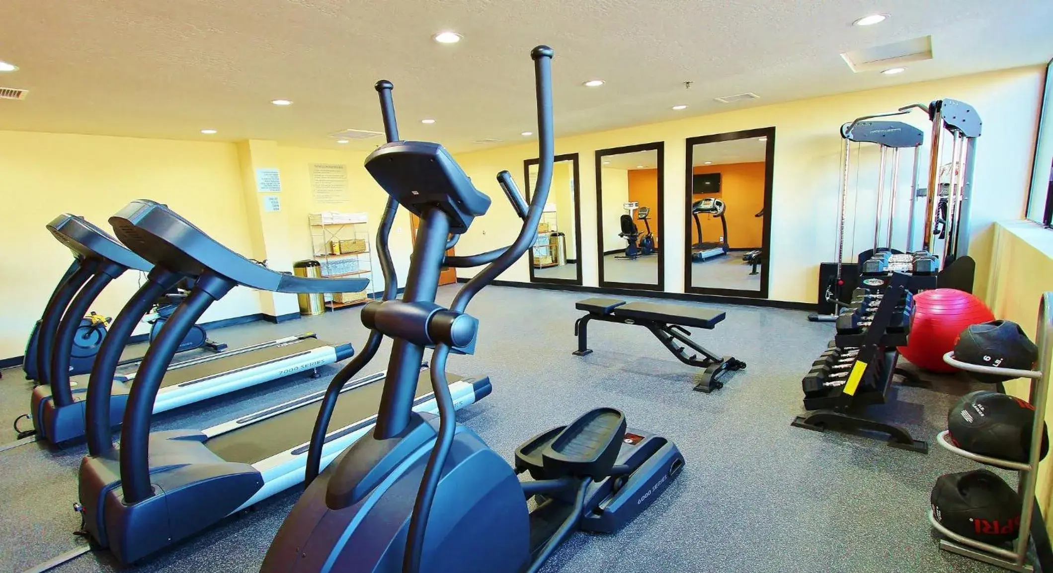 Fitness centre/facilities in Holiday Inn Express Flagstaff by IHG Fitness centre/facilities in Holiday Inn Express Flagstaff by IHG