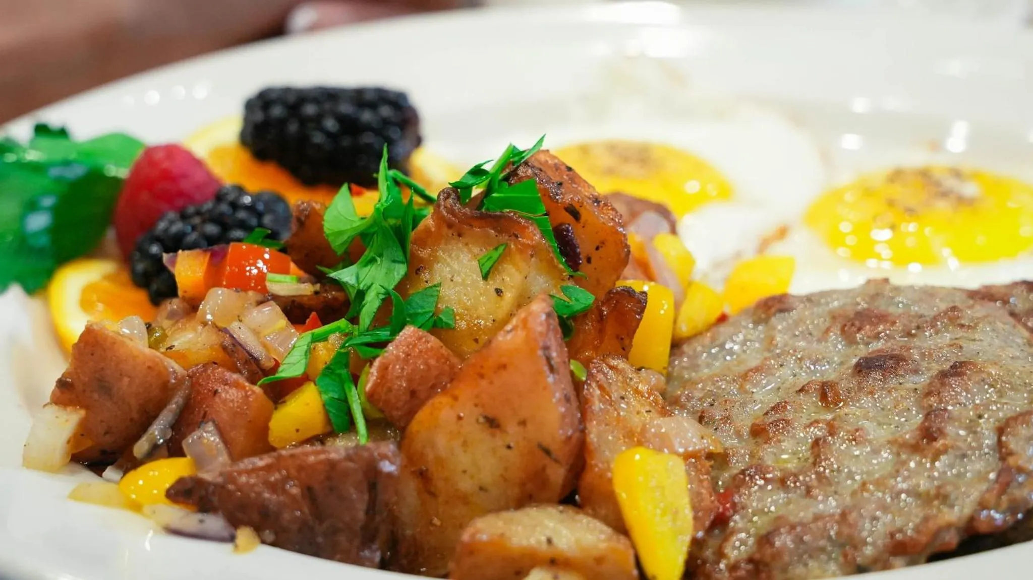 Restaurant/places to eat in Crowne Plaza Houston Med Ctr-Galleria Area by IHG