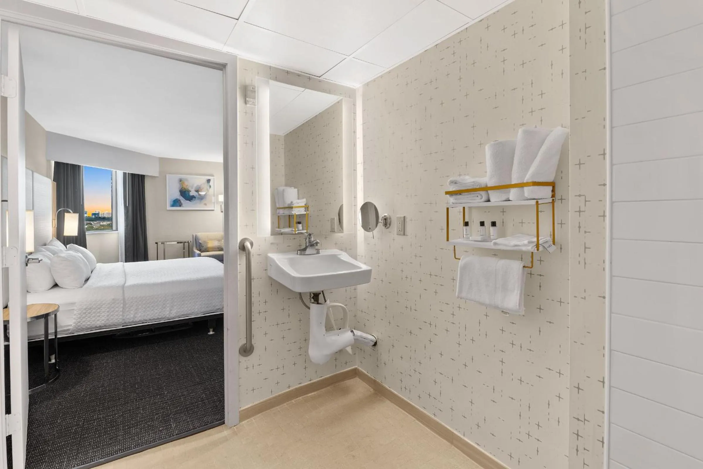 Bathroom, Bed in Crowne Plaza Houston Med Ctr-Galleria Area by IHG