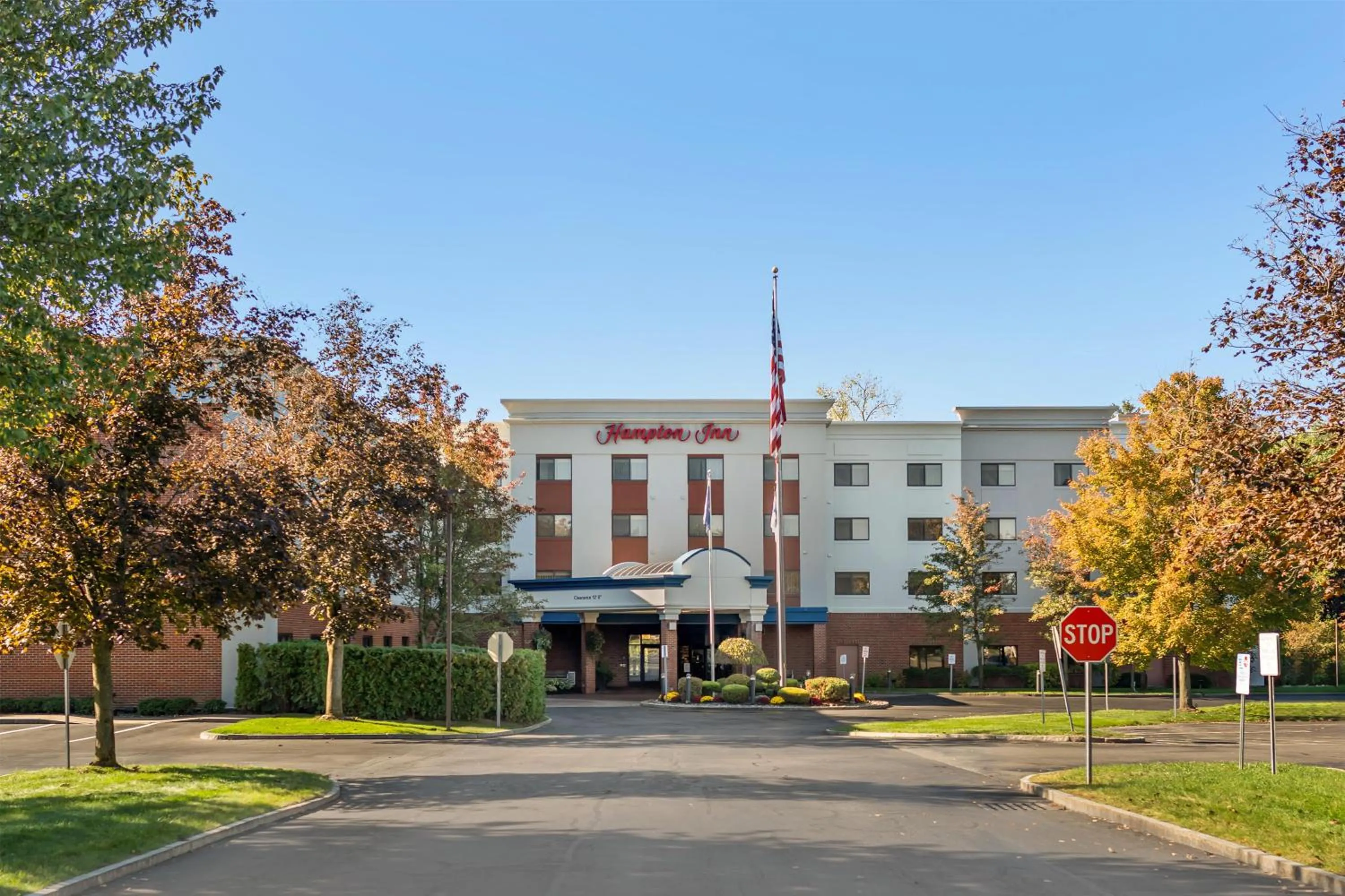 Property building in Hampton Inn Albany-Western Ave/University Area, NY