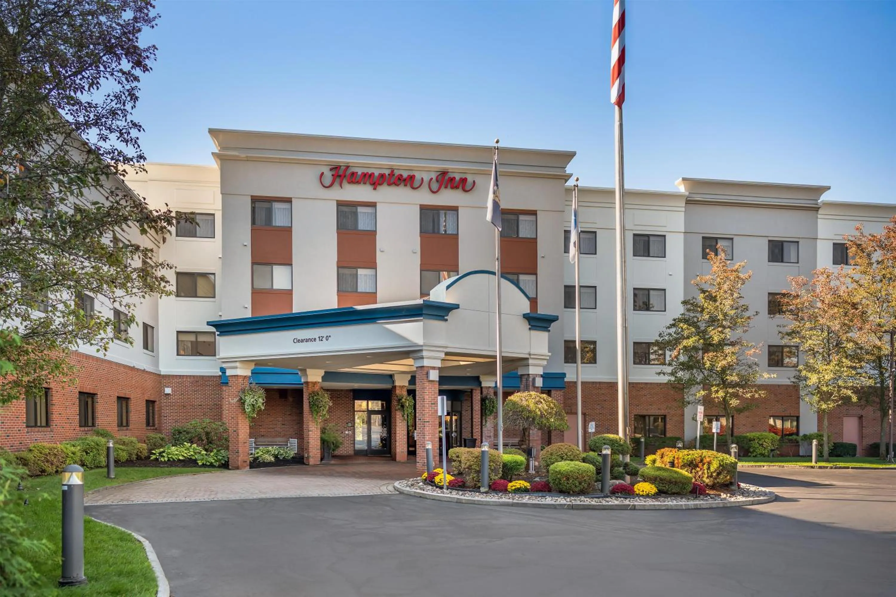 Property building in Hampton Inn Albany-Western Ave/University Area, NY