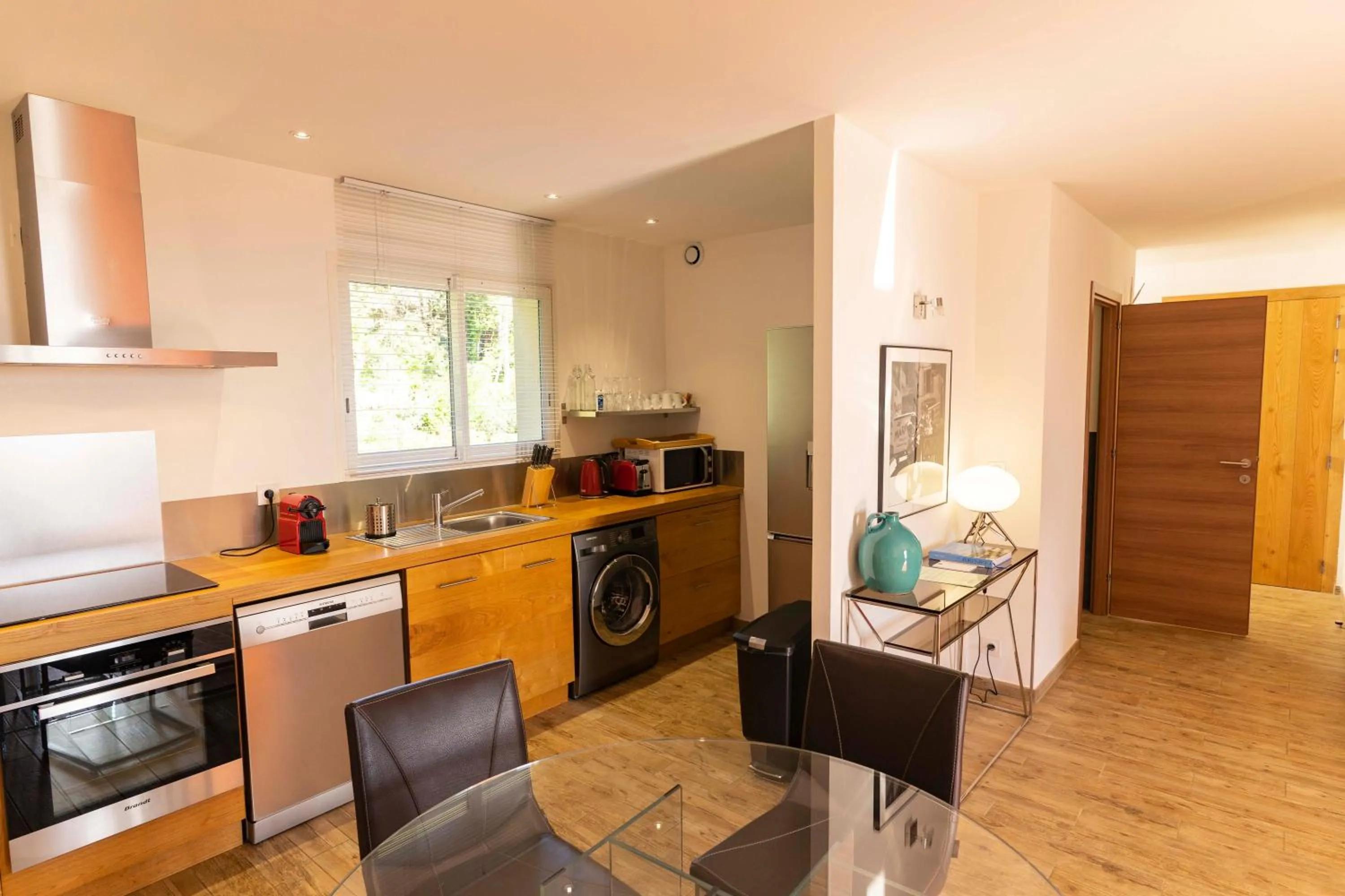 Coffee/tea facilities in Suites in Erbalunga