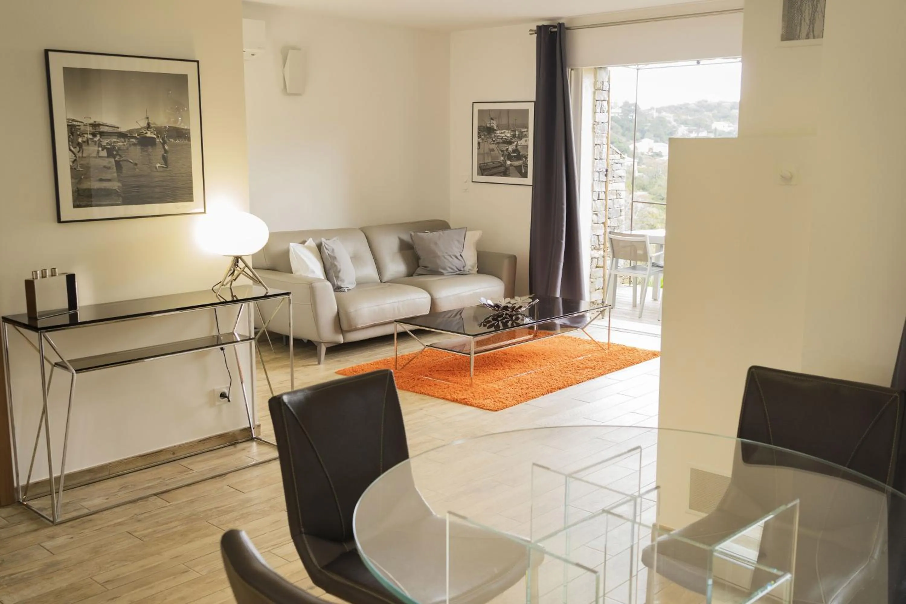 Living room in Suites in Erbalunga