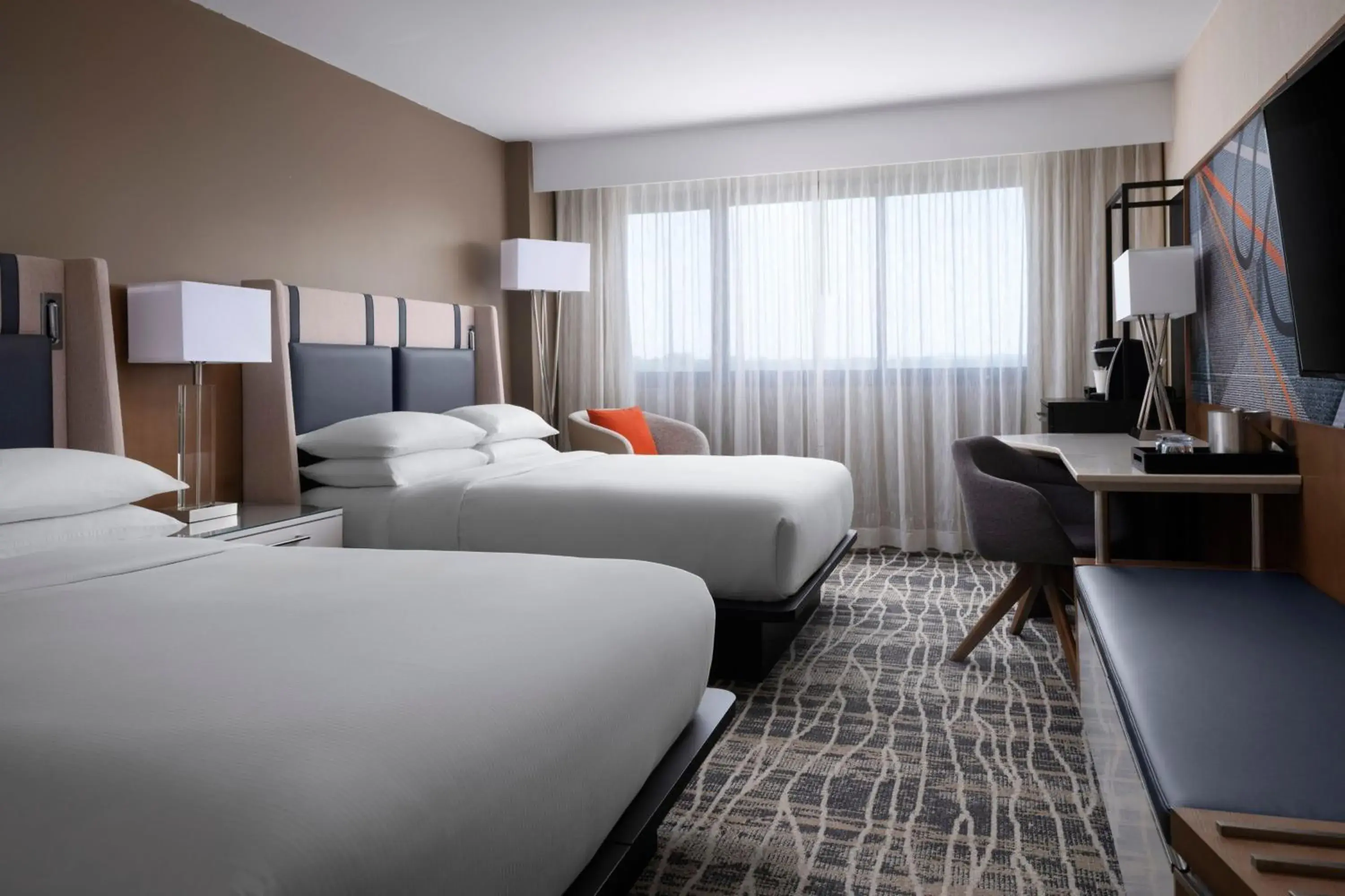 Bed in Hilton Nashville Airport Bed in Hilton Nashville Airport