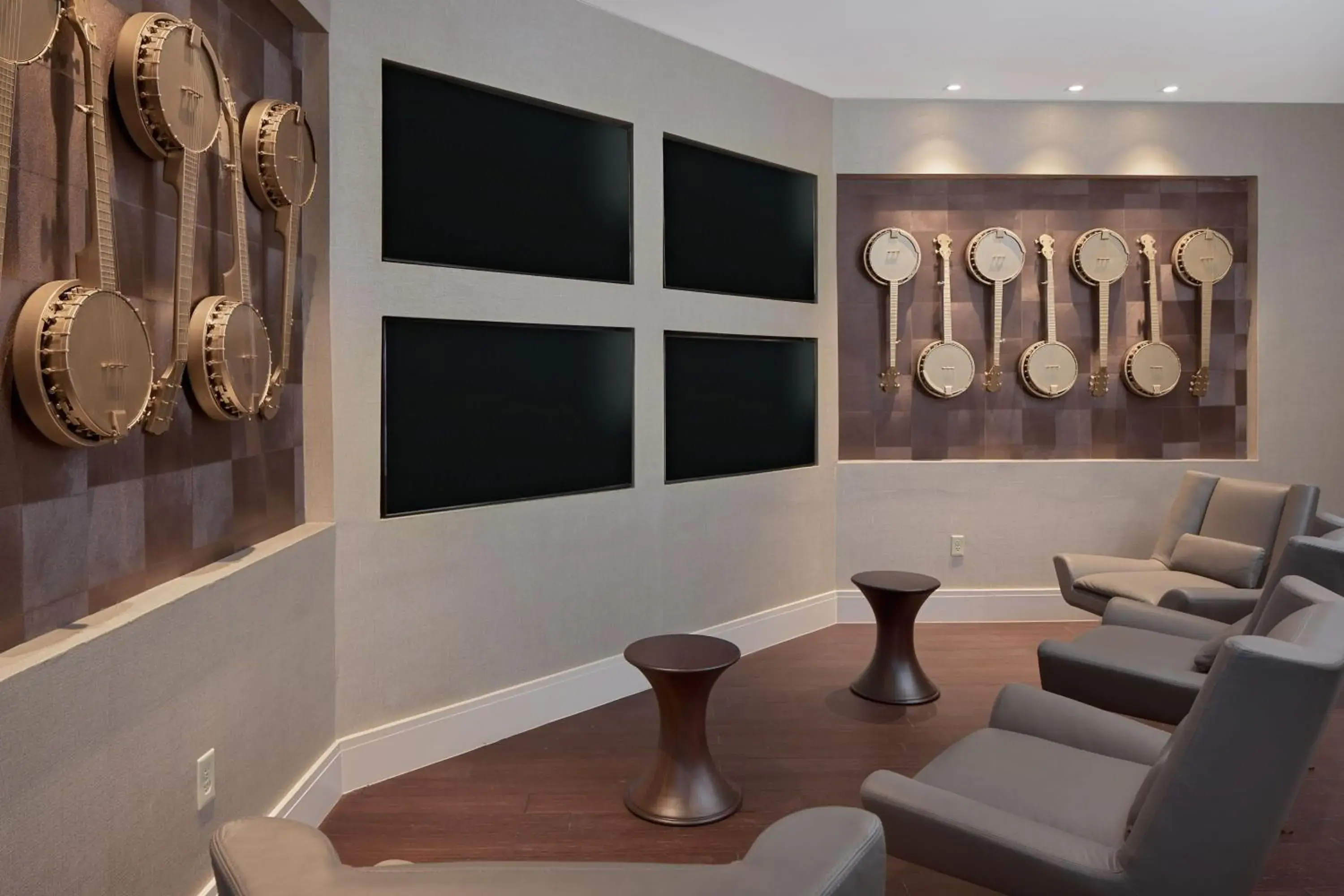 Lounge or bar in Hilton Nashville Airport Lounge or bar in Hilton Nashville Airport