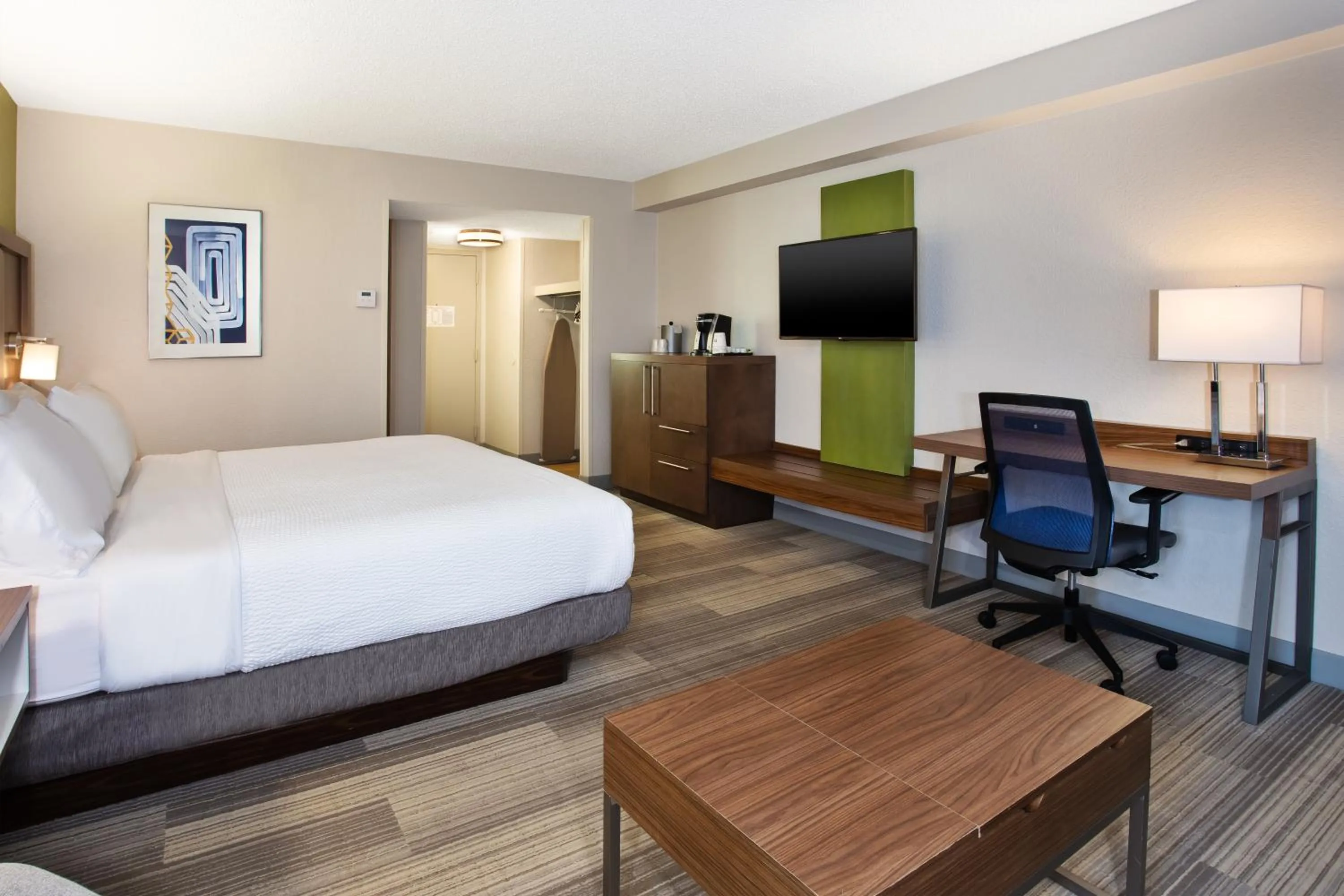 Bed in Holiday Inn Express Nashville Airport by IHG