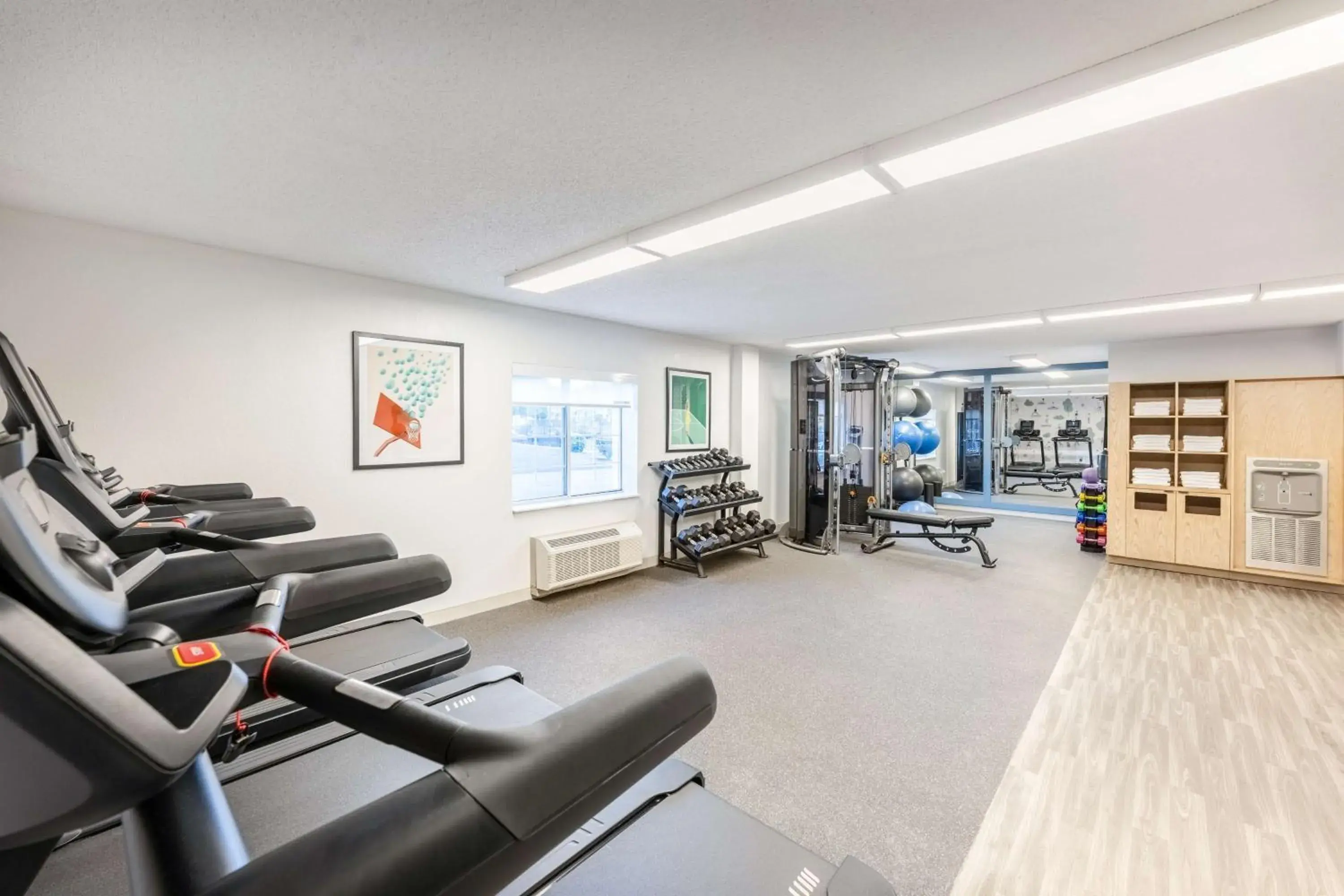 Fitness centre/facilities in Sonesta Simply Suites Jersey City Fitness centre/facilities in Sonesta Simply Suites Jersey City