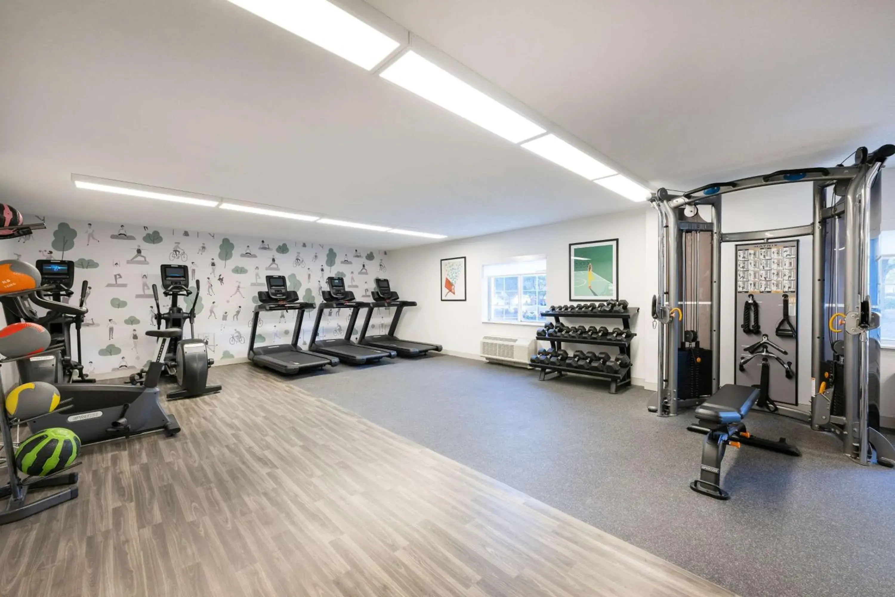 Fitness centre/facilities in Sonesta Simply Suites Jersey City Fitness centre/facilities in Sonesta Simply Suites Jersey City