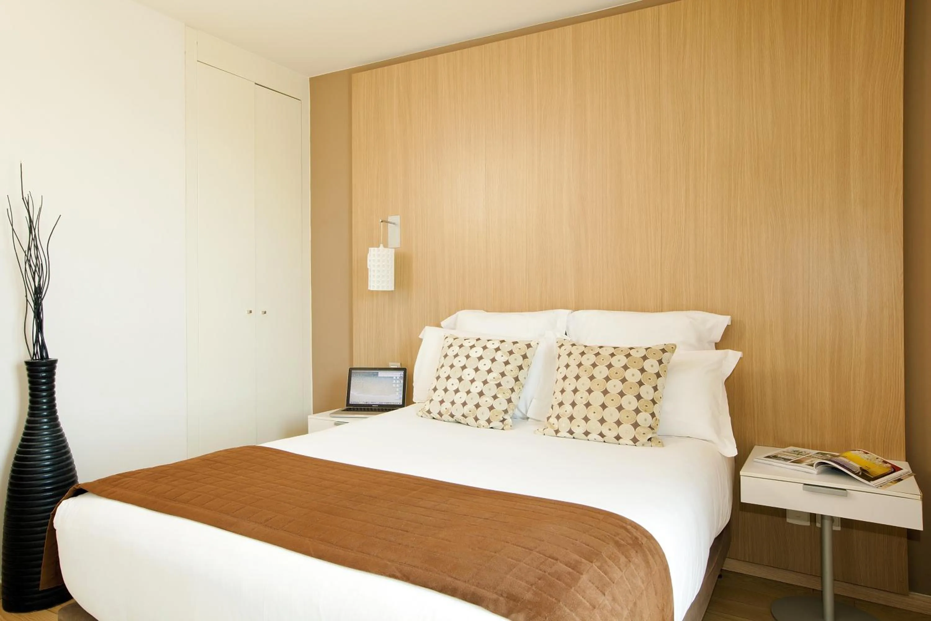 Photo of the whole room, Bed in Residhome Carrières La Défense