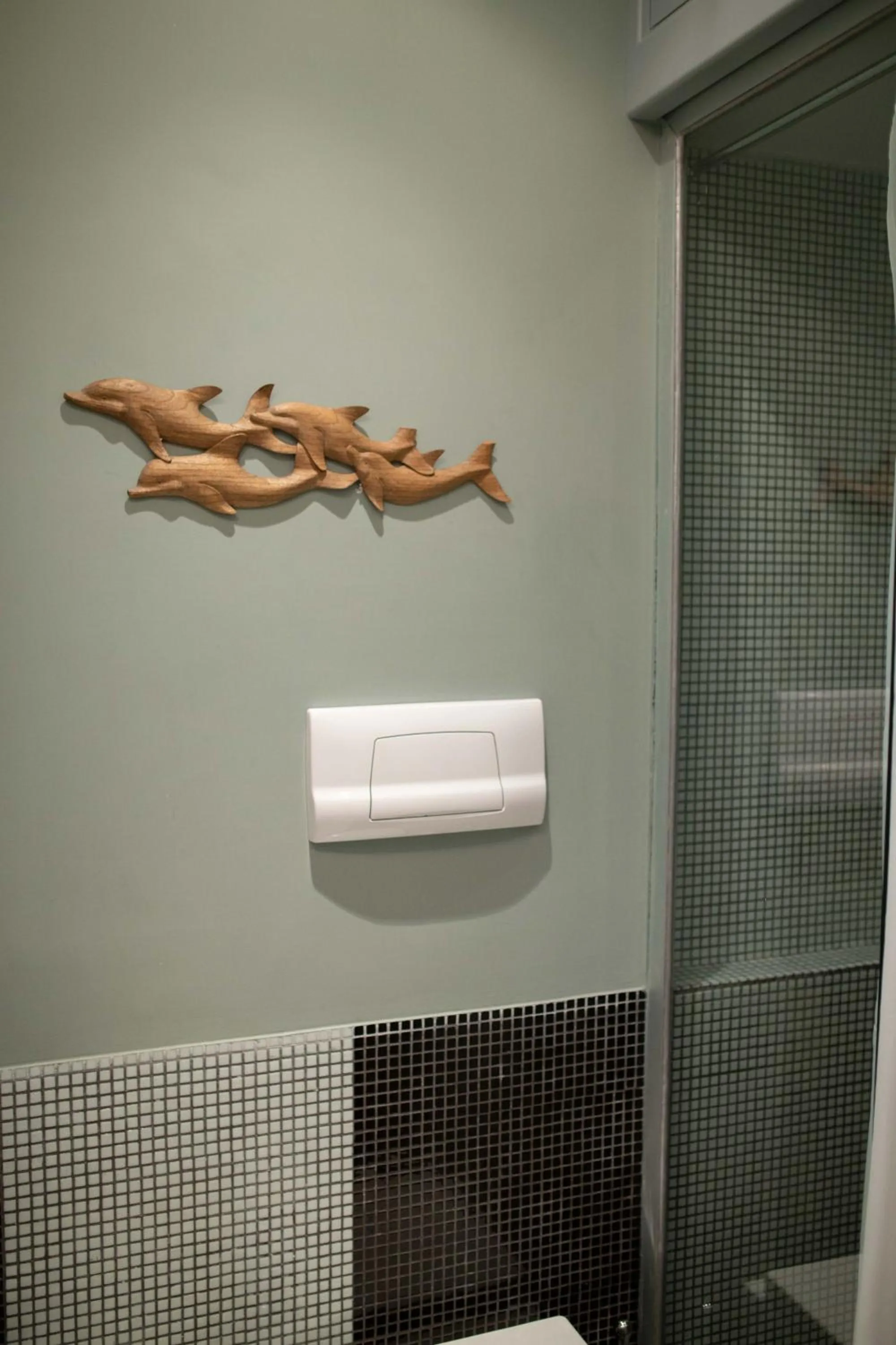 Bathroom in Two Sisters Suites