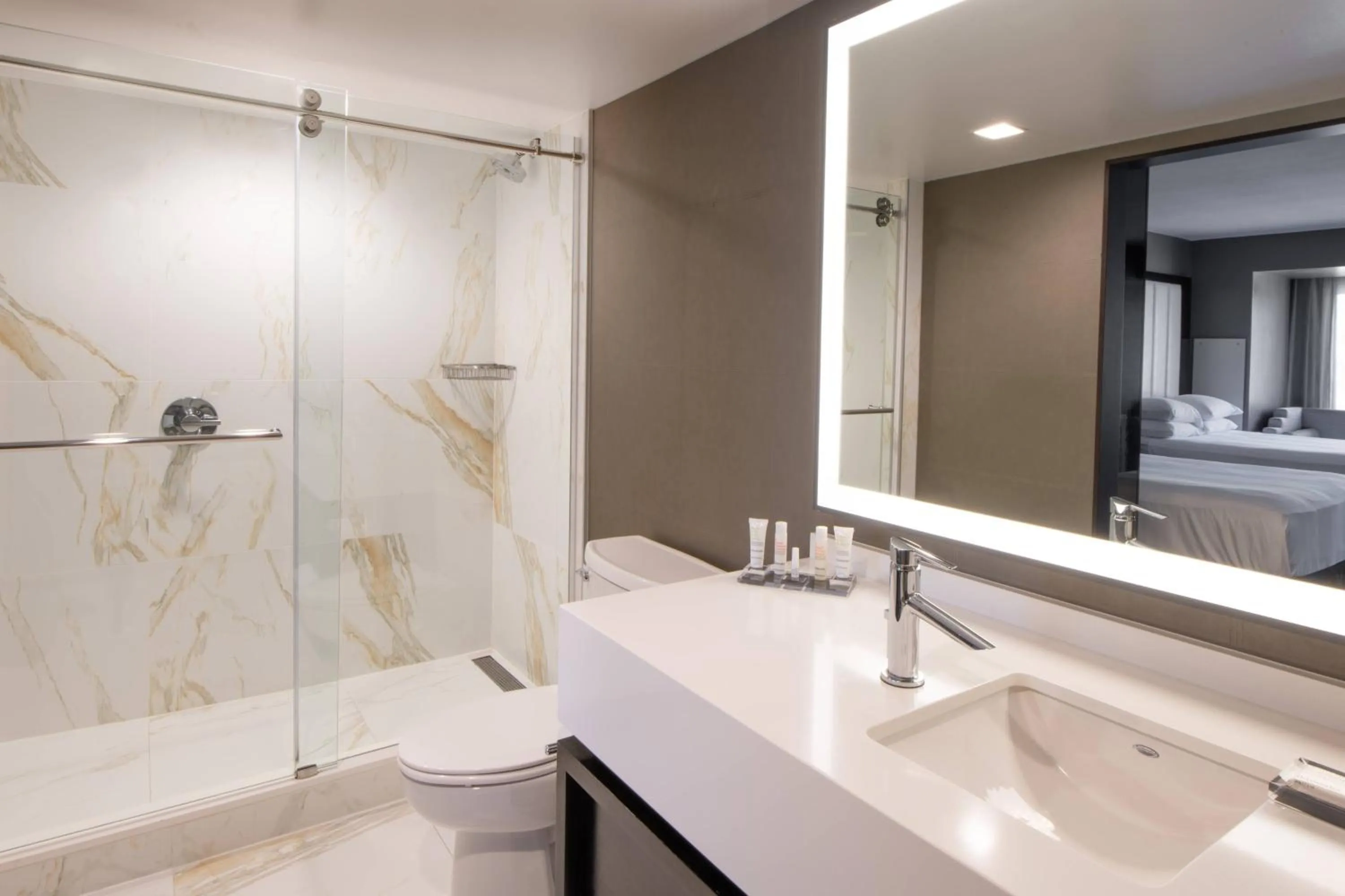 Bathroom in Beverly Hills Marriott