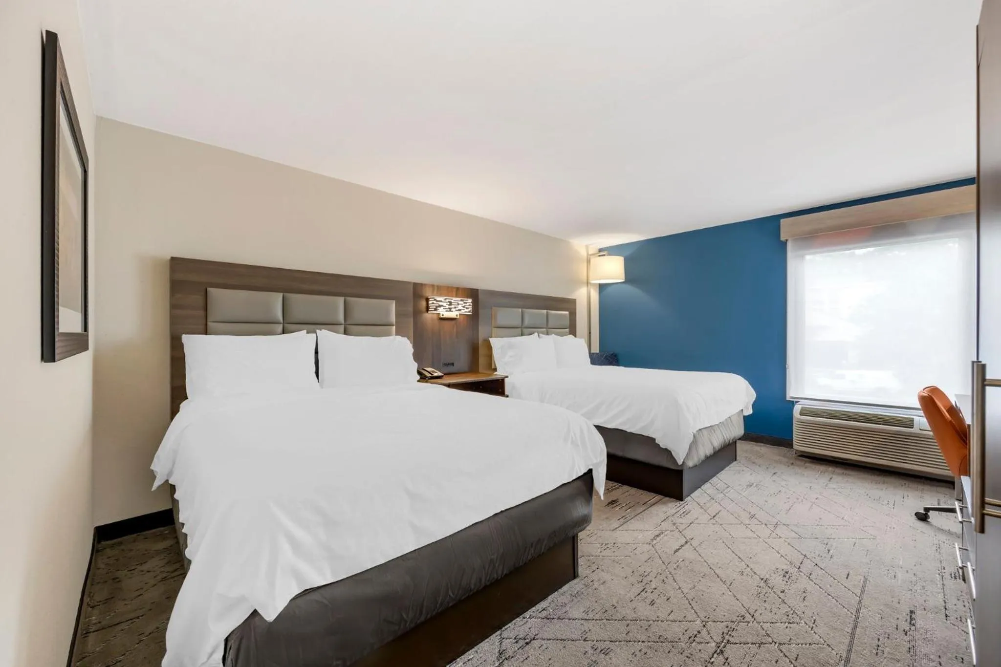Photo of the whole room, Bed in Holiday Inn Express & Suites Nashville Southeast - Antioch by IHG