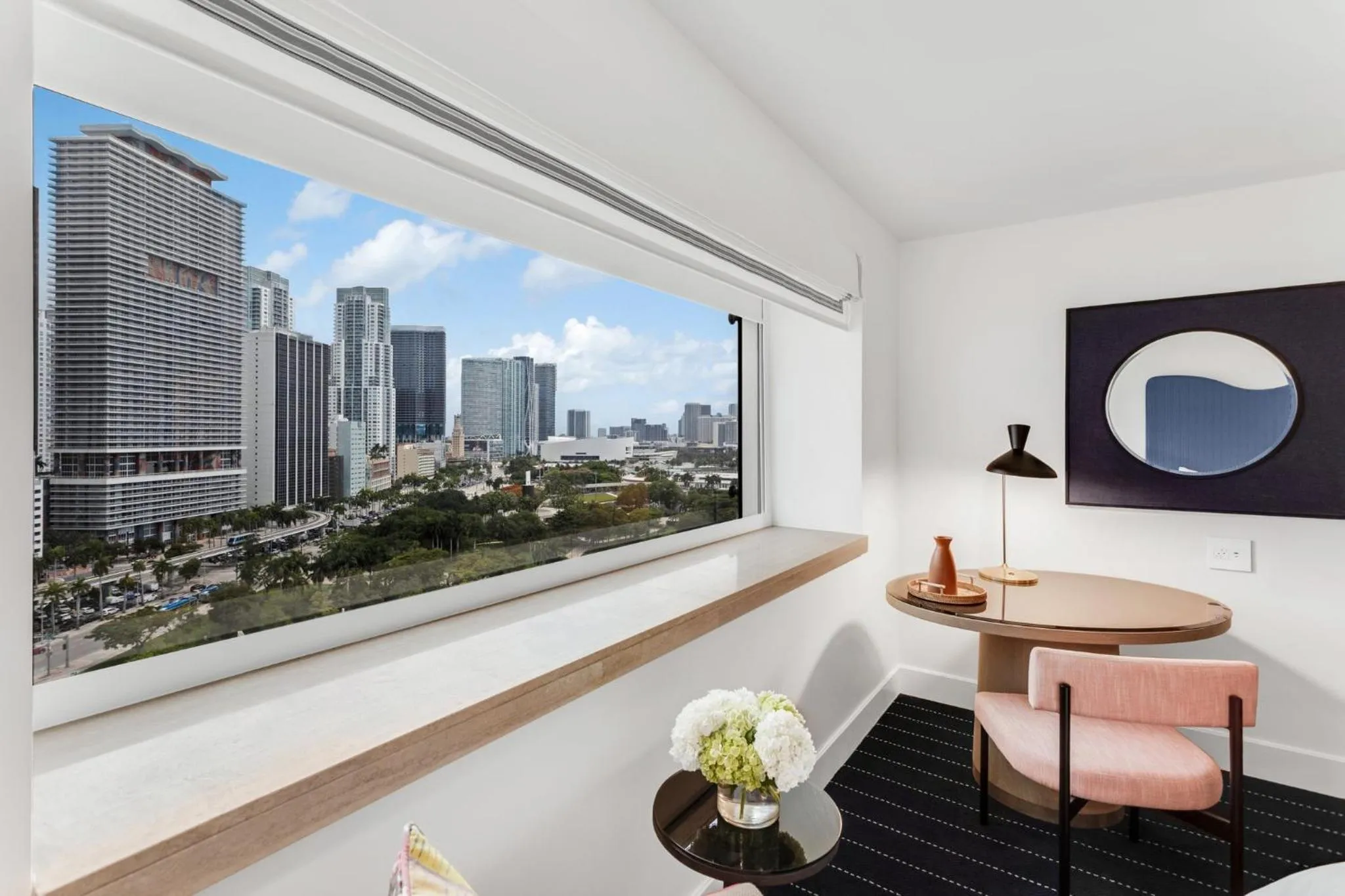 Photo of the whole room in InterContinental Miami by IHG