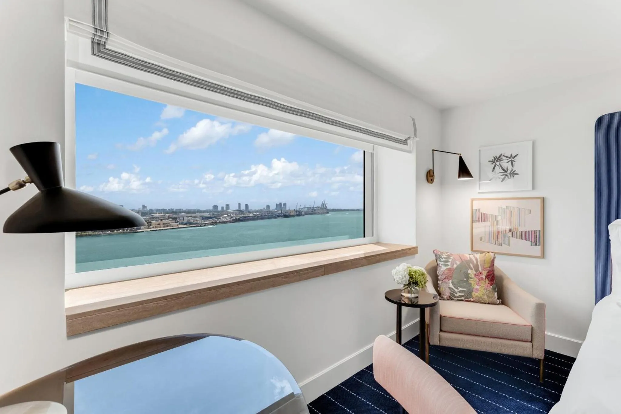 Photo of the whole room in InterContinental Miami by IHG