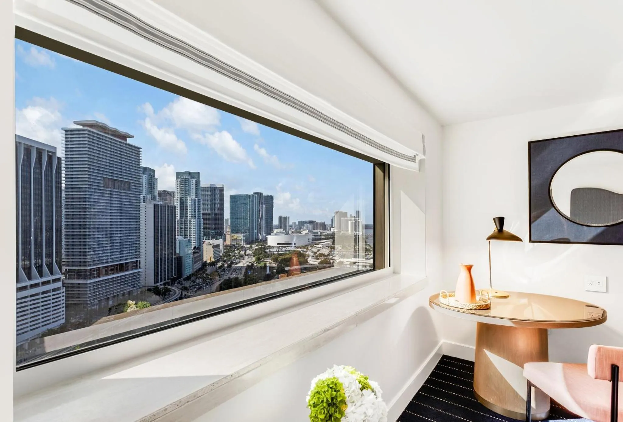 Photo of the whole room in InterContinental Miami by IHG