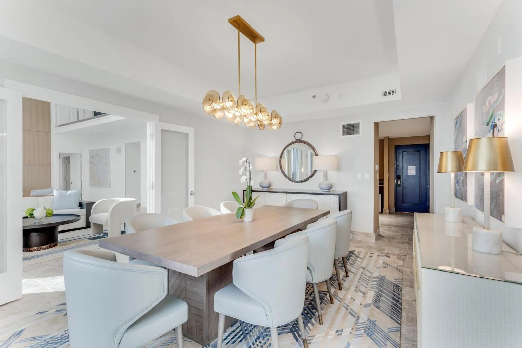 Photo of the whole room in InterContinental Miami by IHG