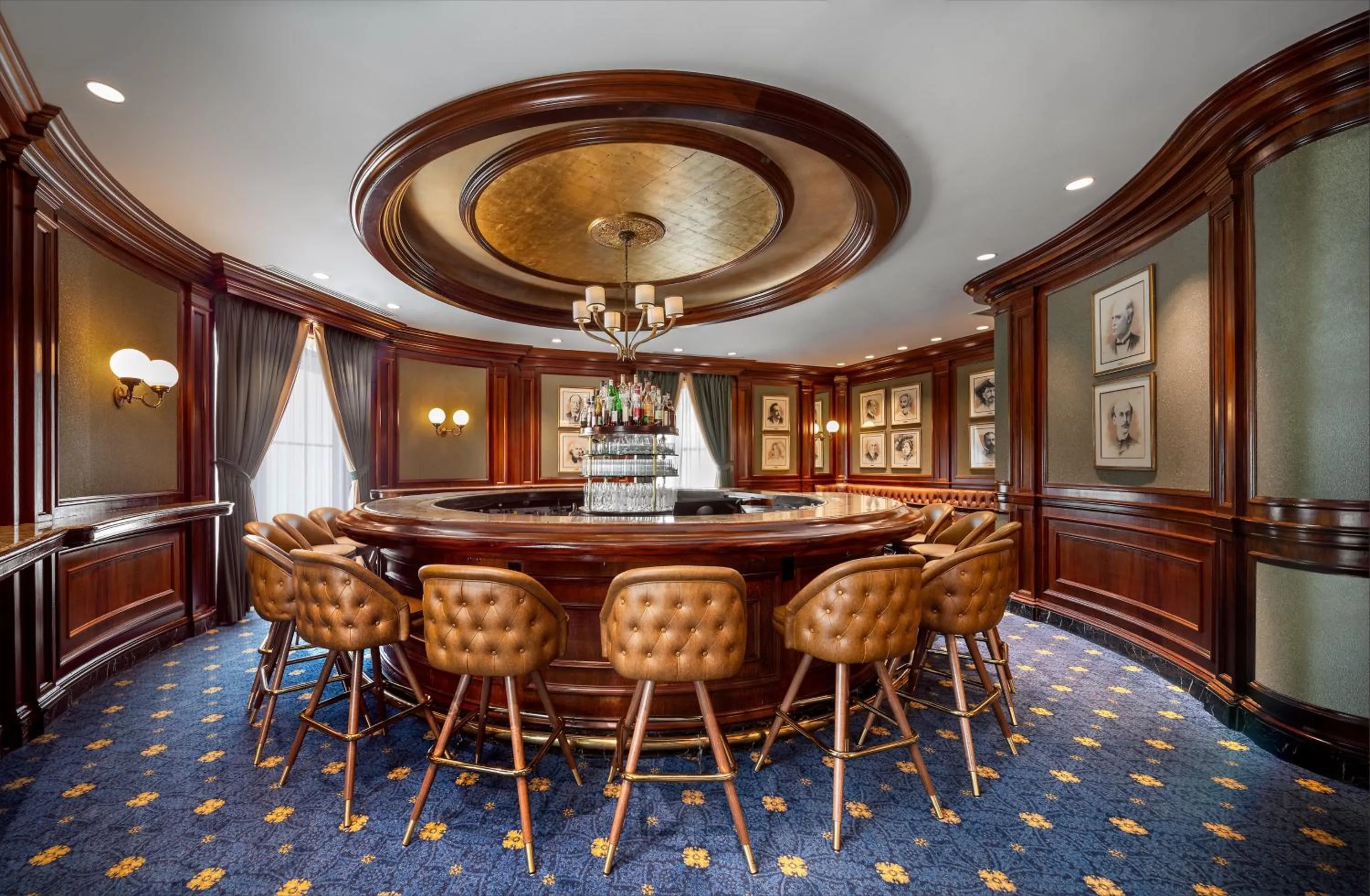 Lounge or bar in Willard InterContinental Washington by IHG