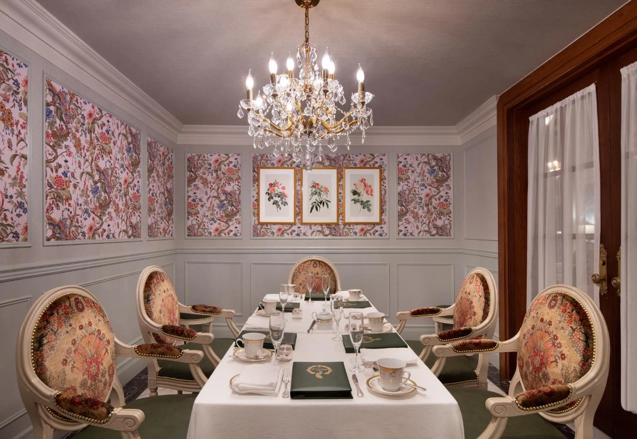 Restaurant/places to eat in Willard InterContinental Washington by IHG