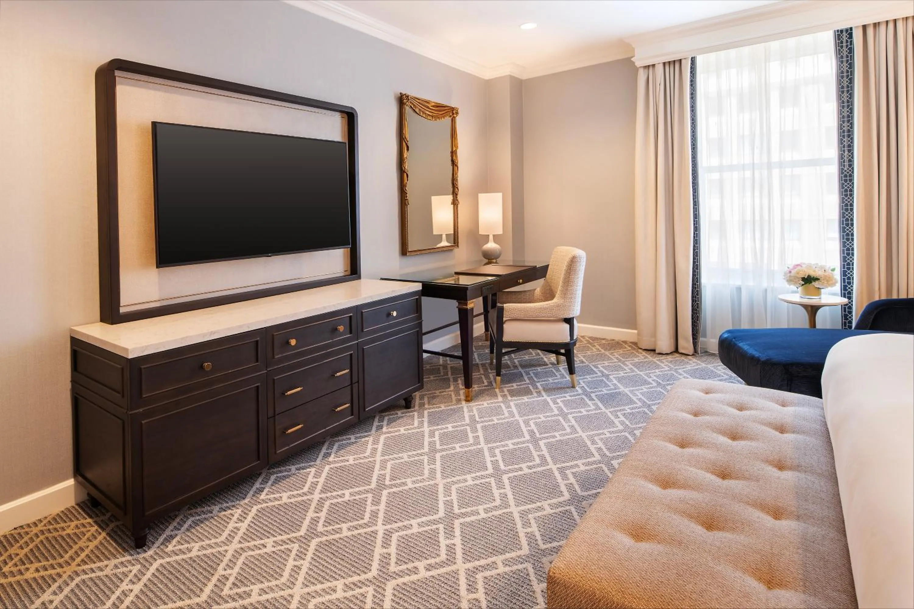 TV and multimedia in Willard InterContinental Washington by IHG