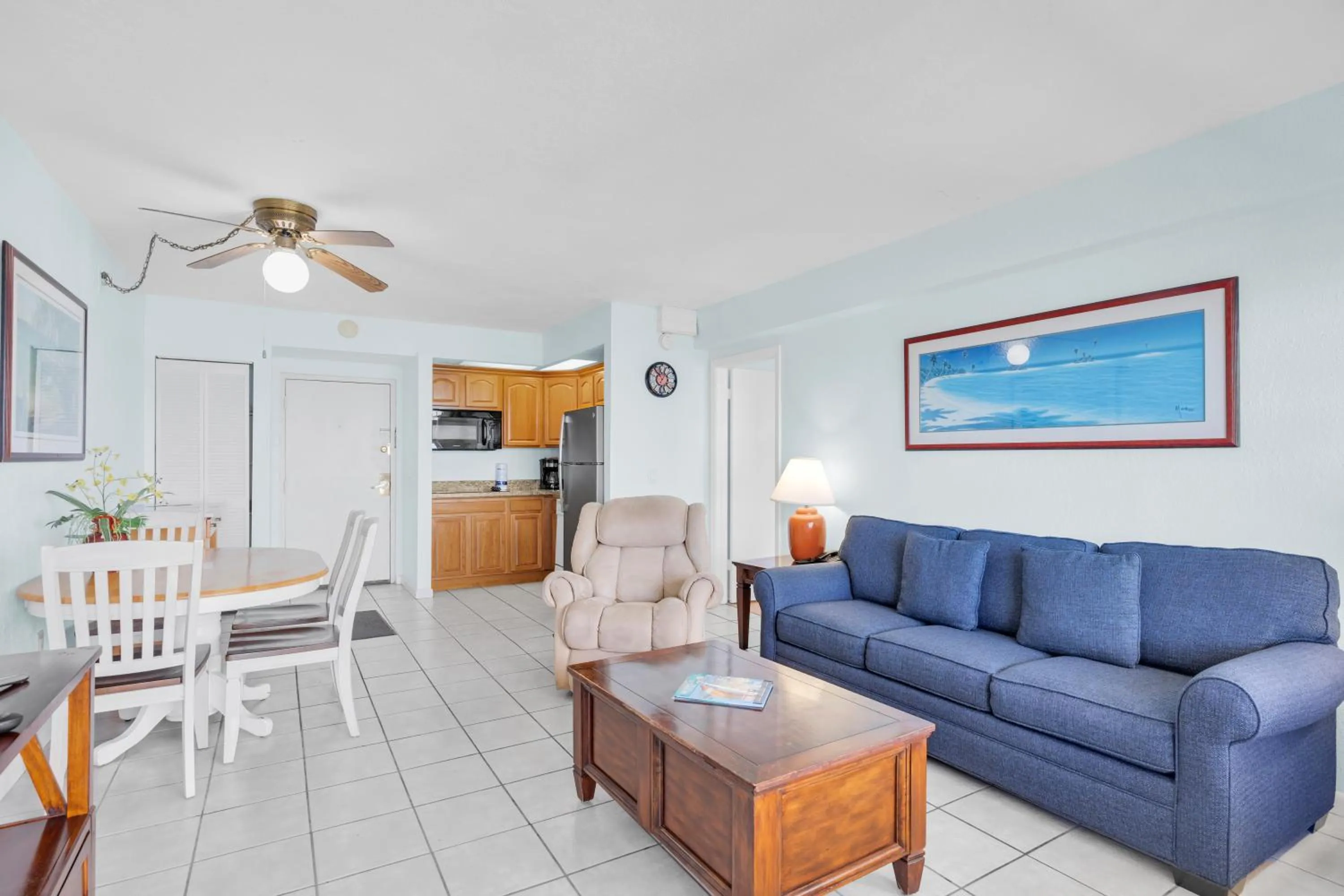 Living room in Anchorage Resort