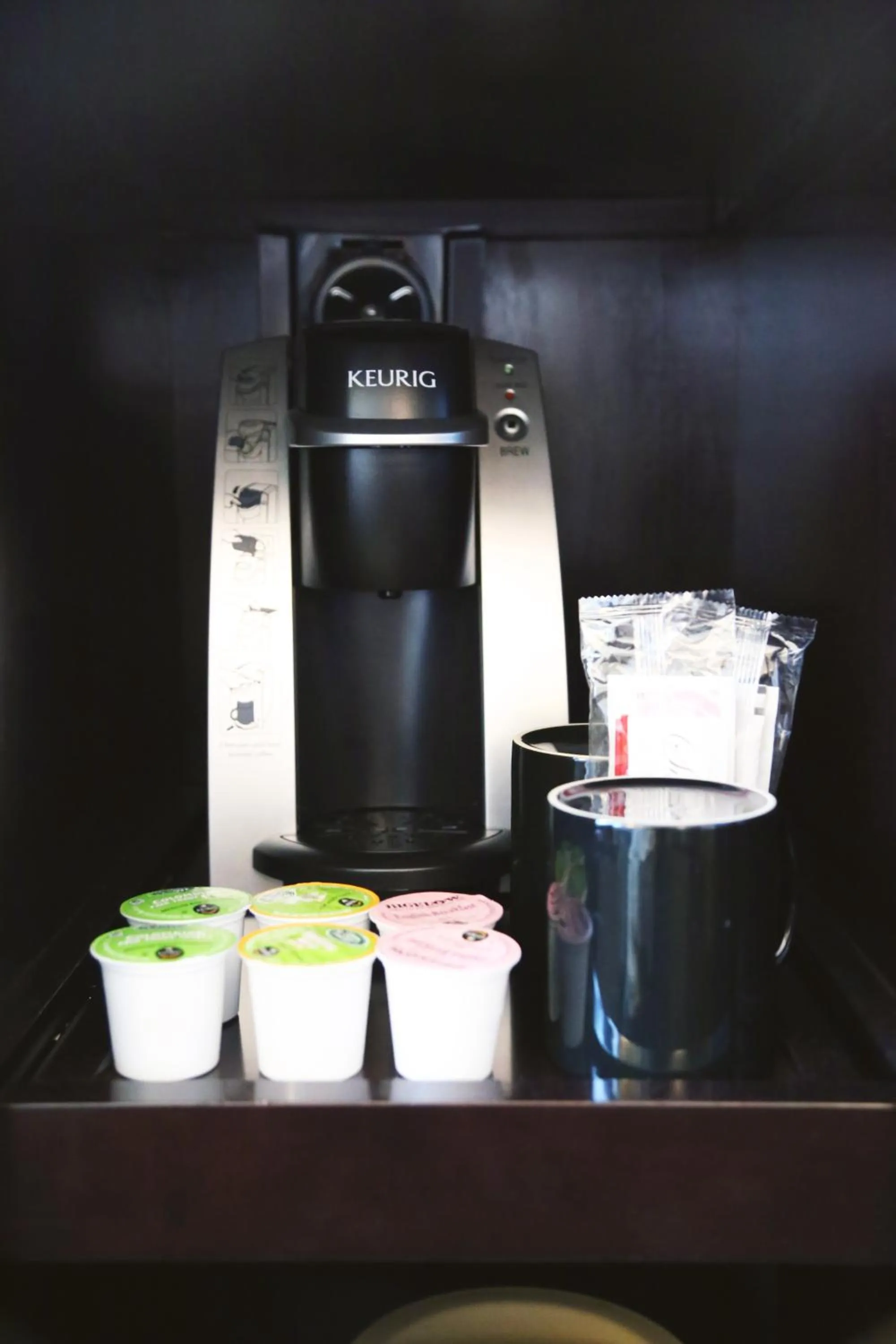 Coffee/tea facilities in Crowne Plaza Phoenix Airport - PHX by IHG