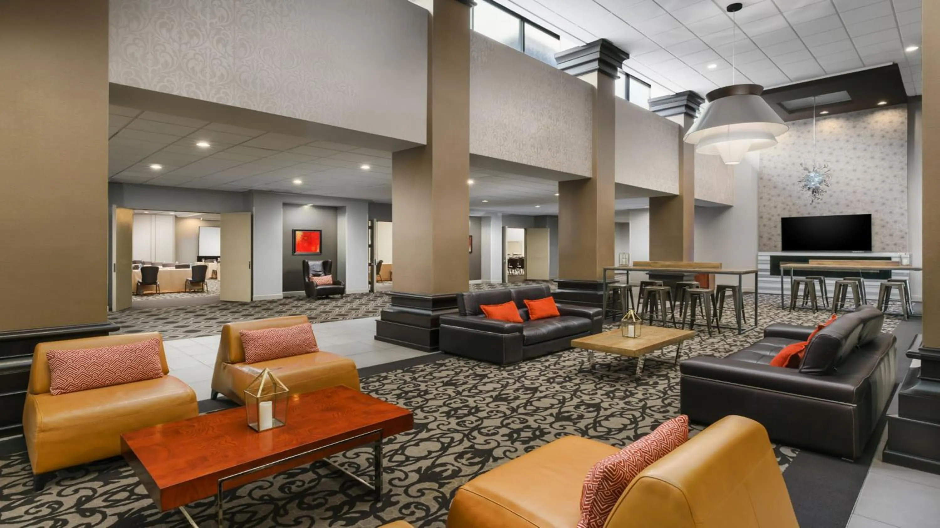 Property building in Crowne Plaza Phoenix Airport - PHX by IHG