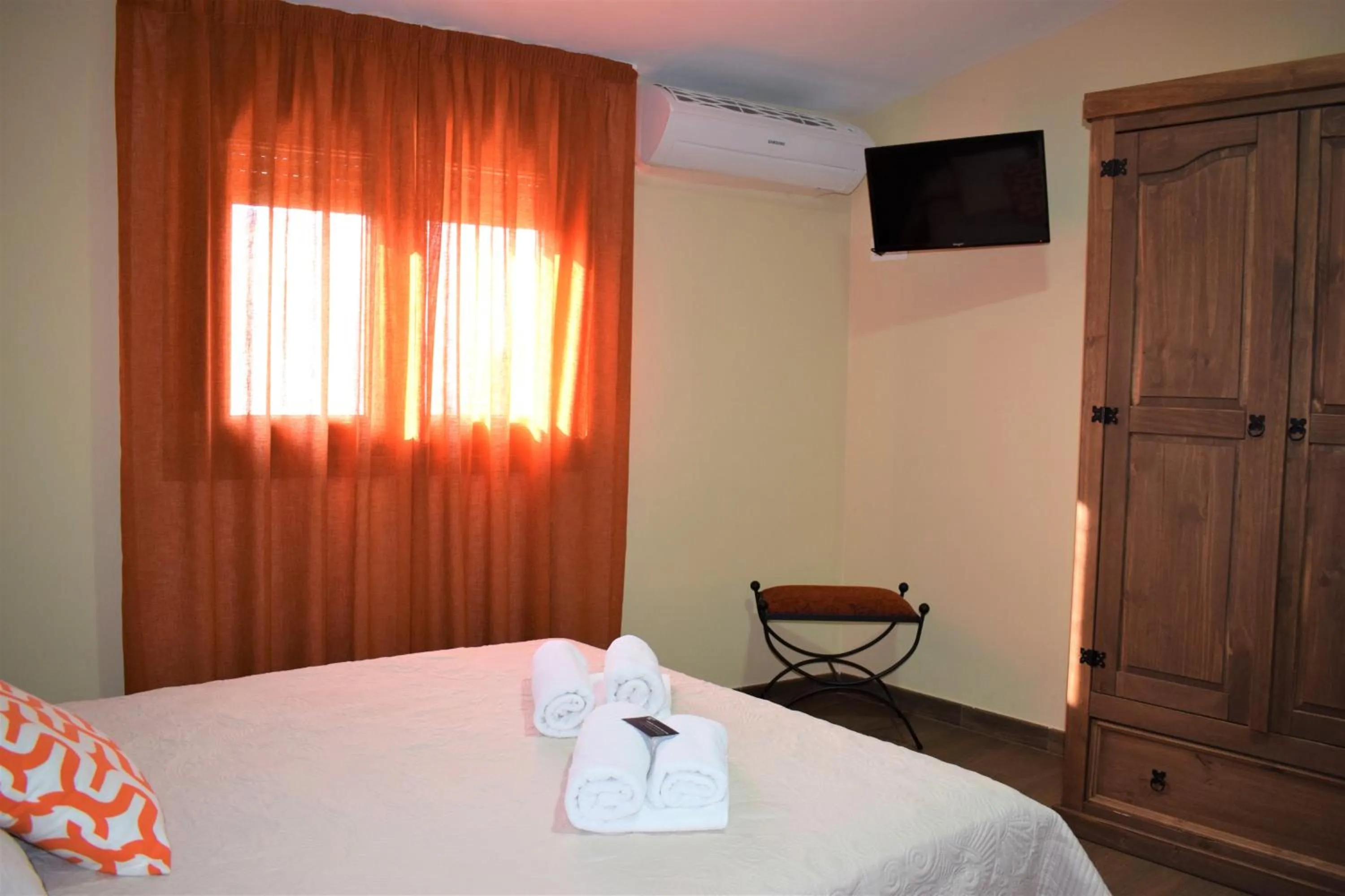 Photo of the whole room, Bed in Casa Rural Casa Queta