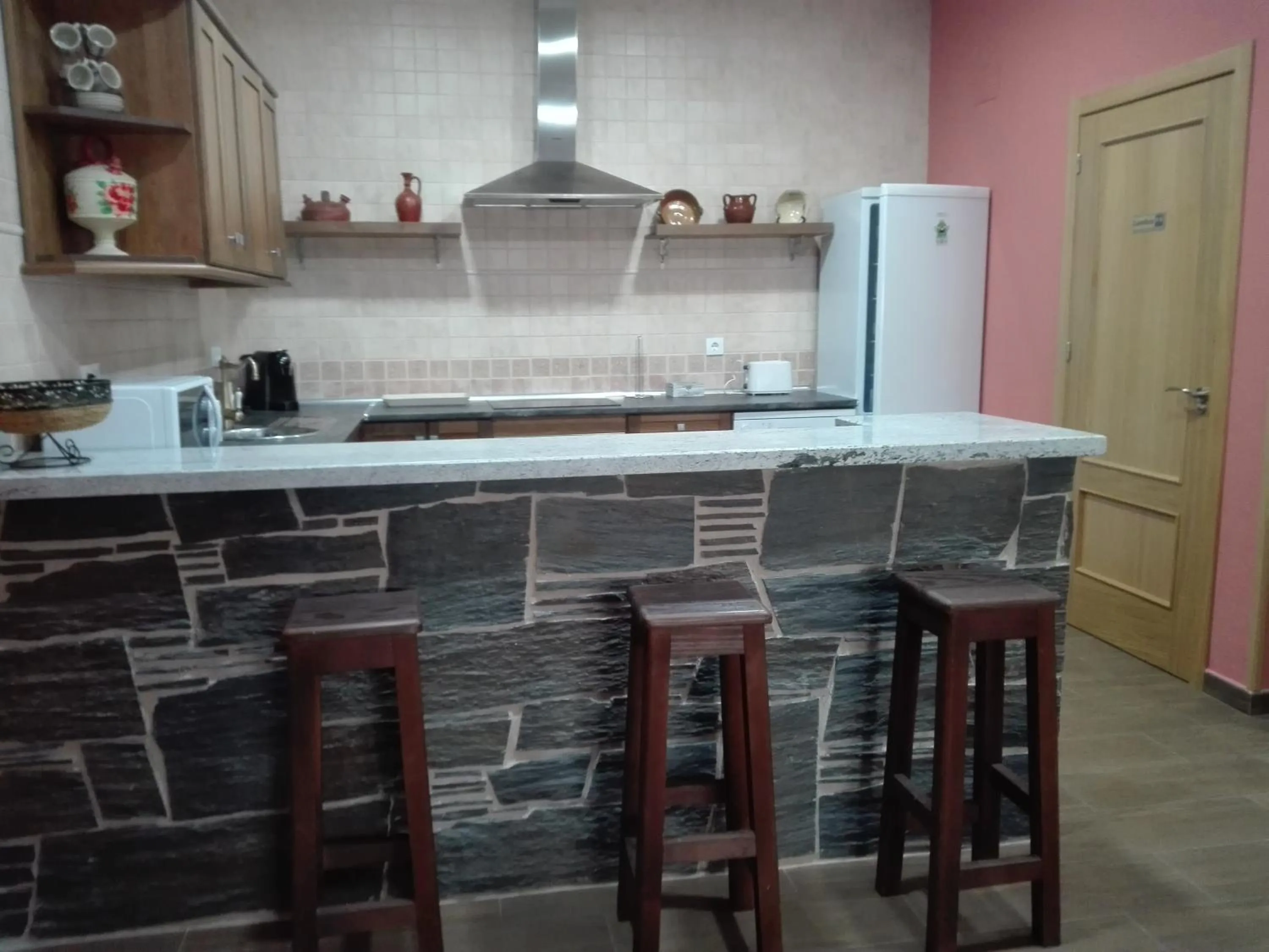 Communal kitchen in Casa Rural Casa Queta
