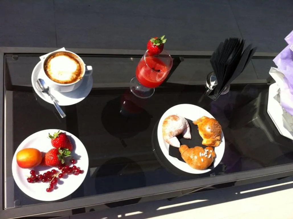 Breakfast in Hotel Aurora