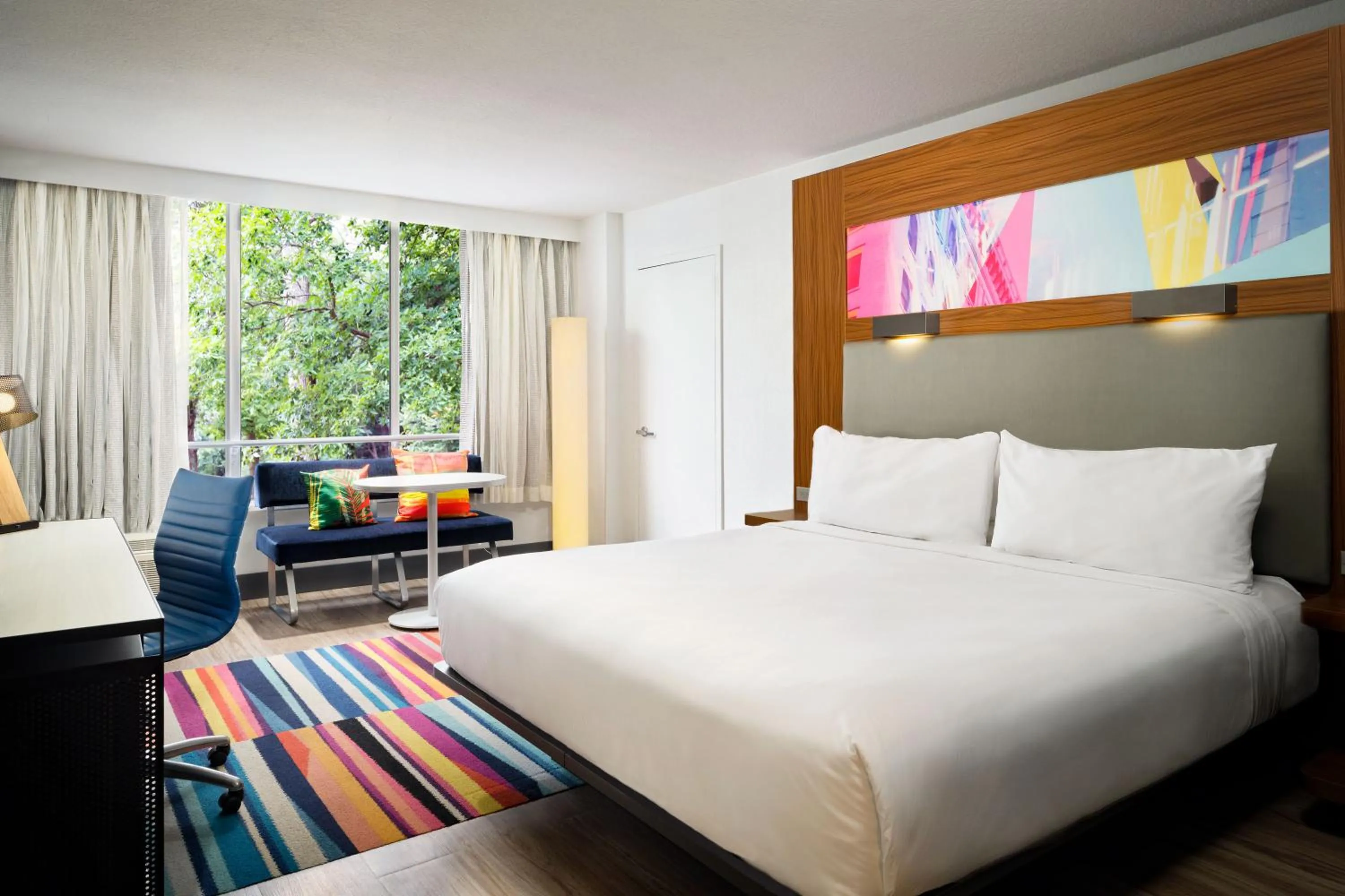 Bed in Aloft Miami Dadeland