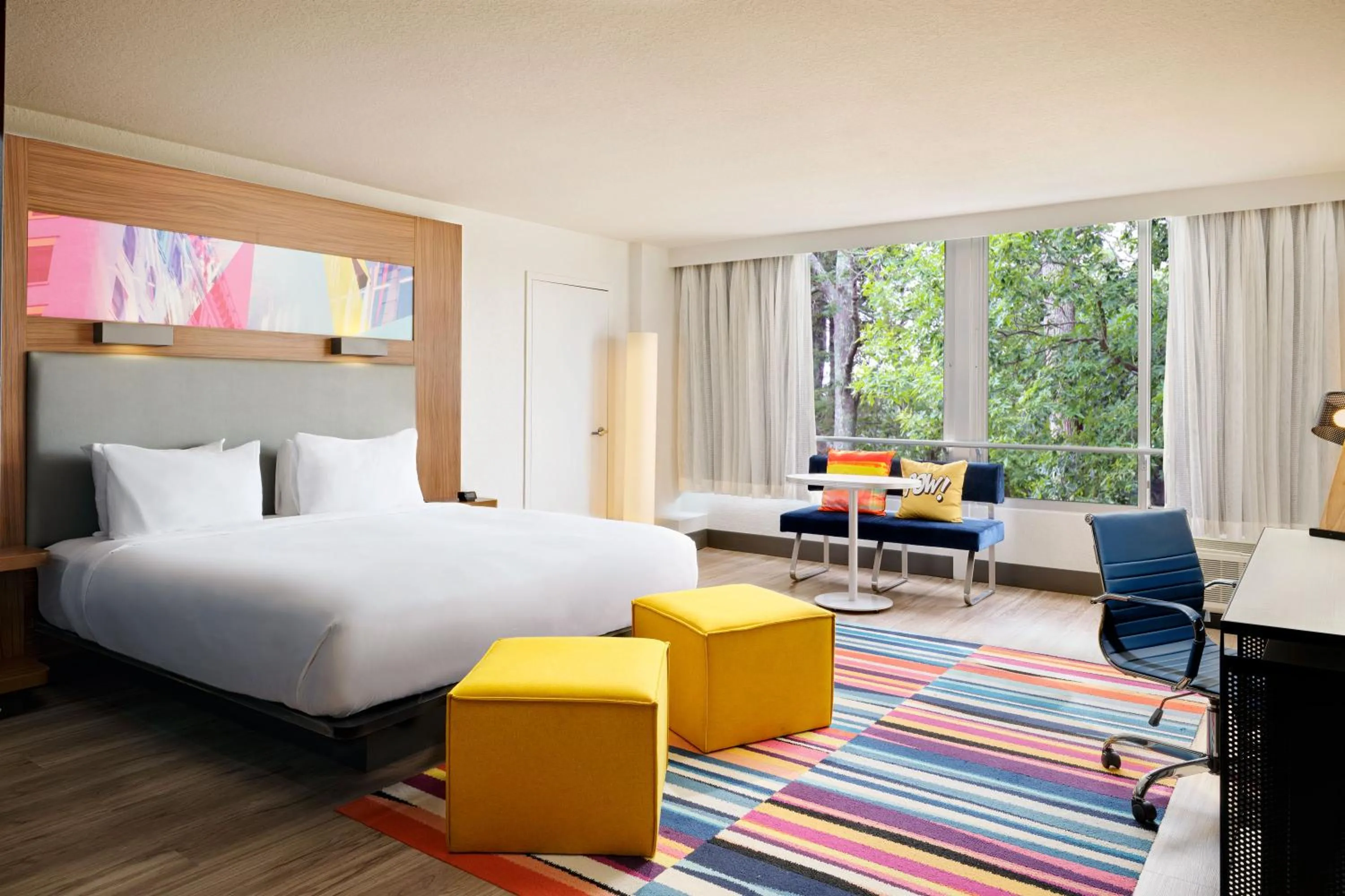 Bed in Aloft Miami Dadeland