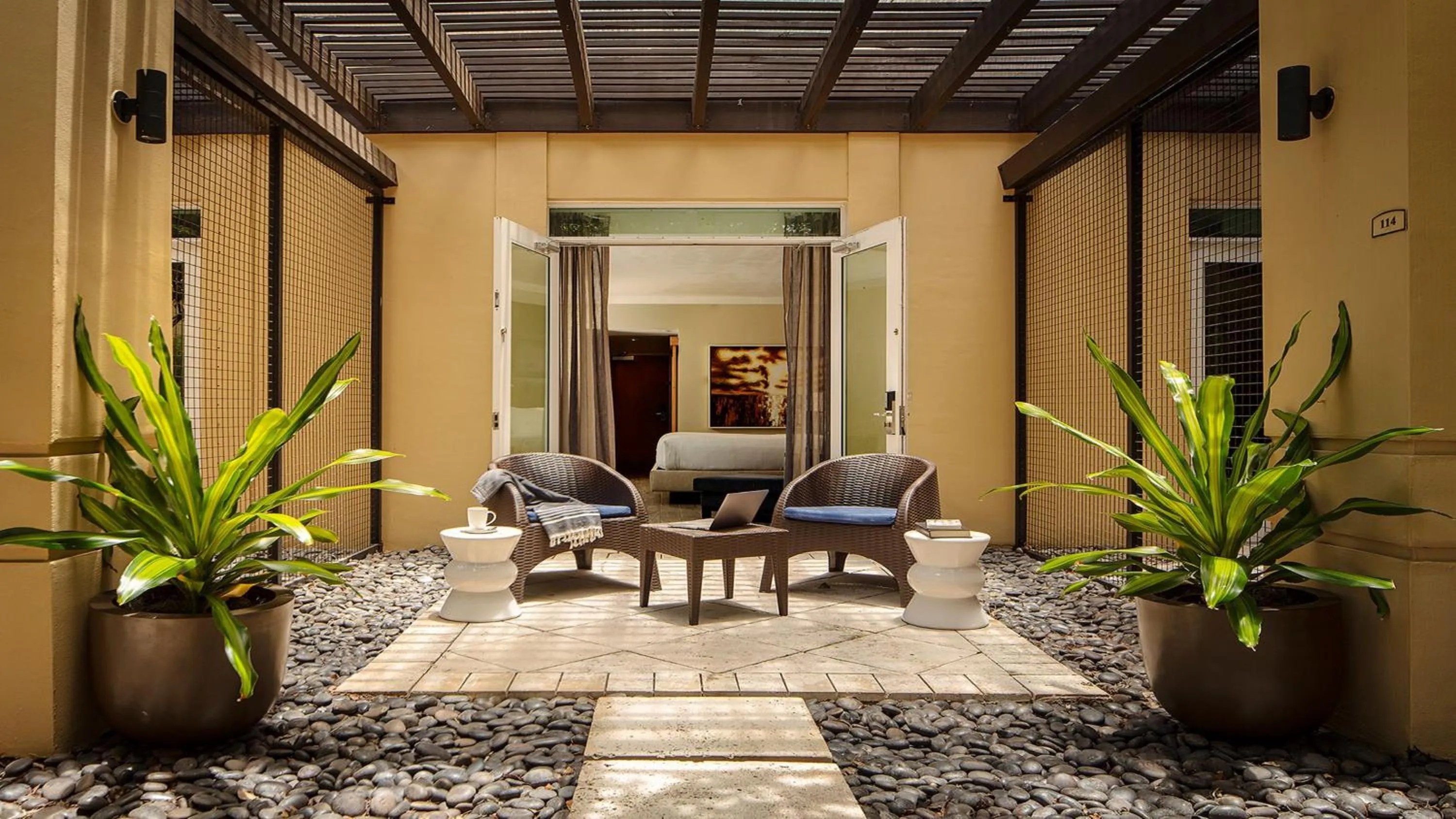 Photo of the whole room in InterContinental At Doral Miami by IHG