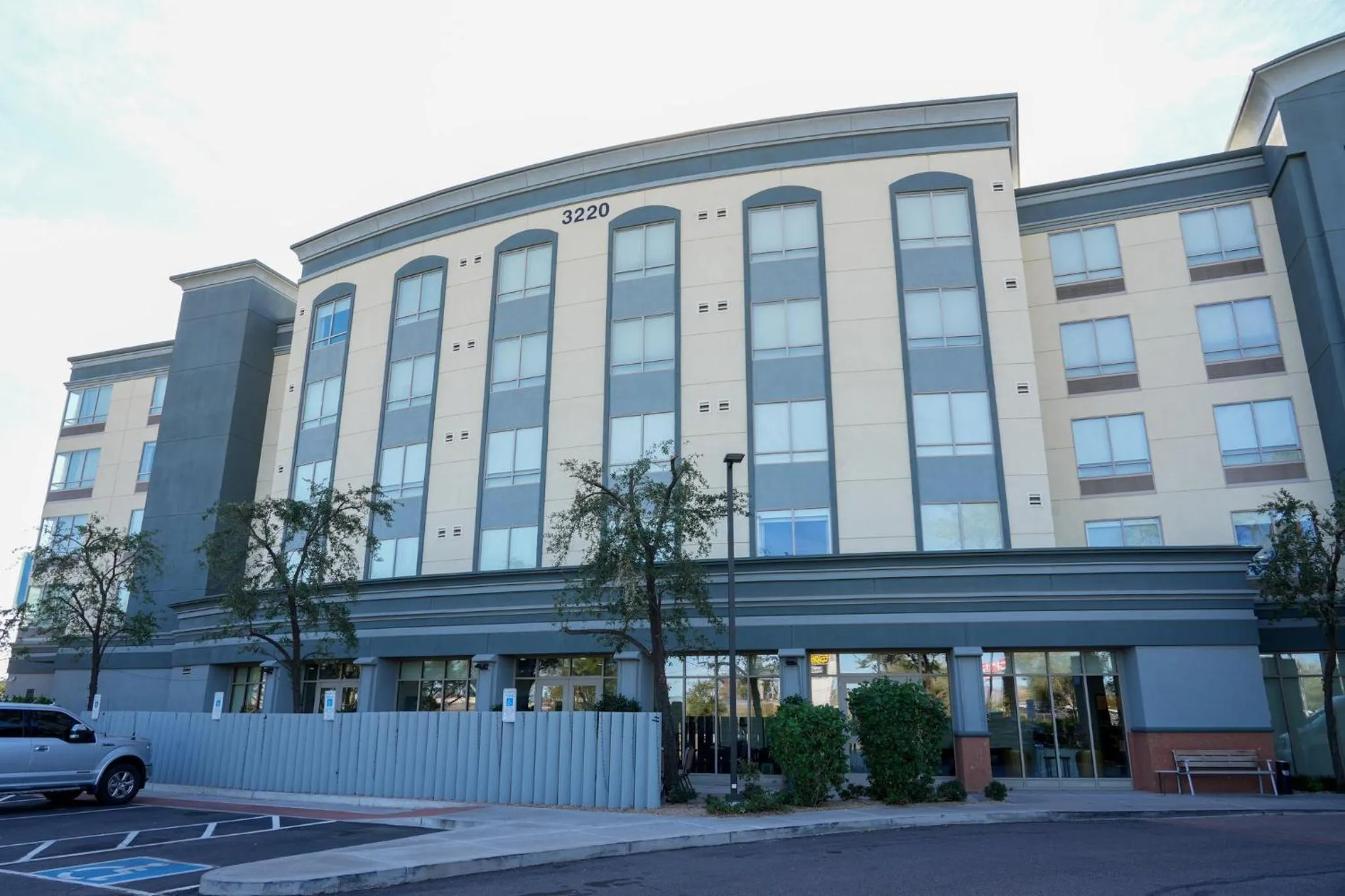 Property building in Holiday Inn & Suites Phoenix Airport by IHG